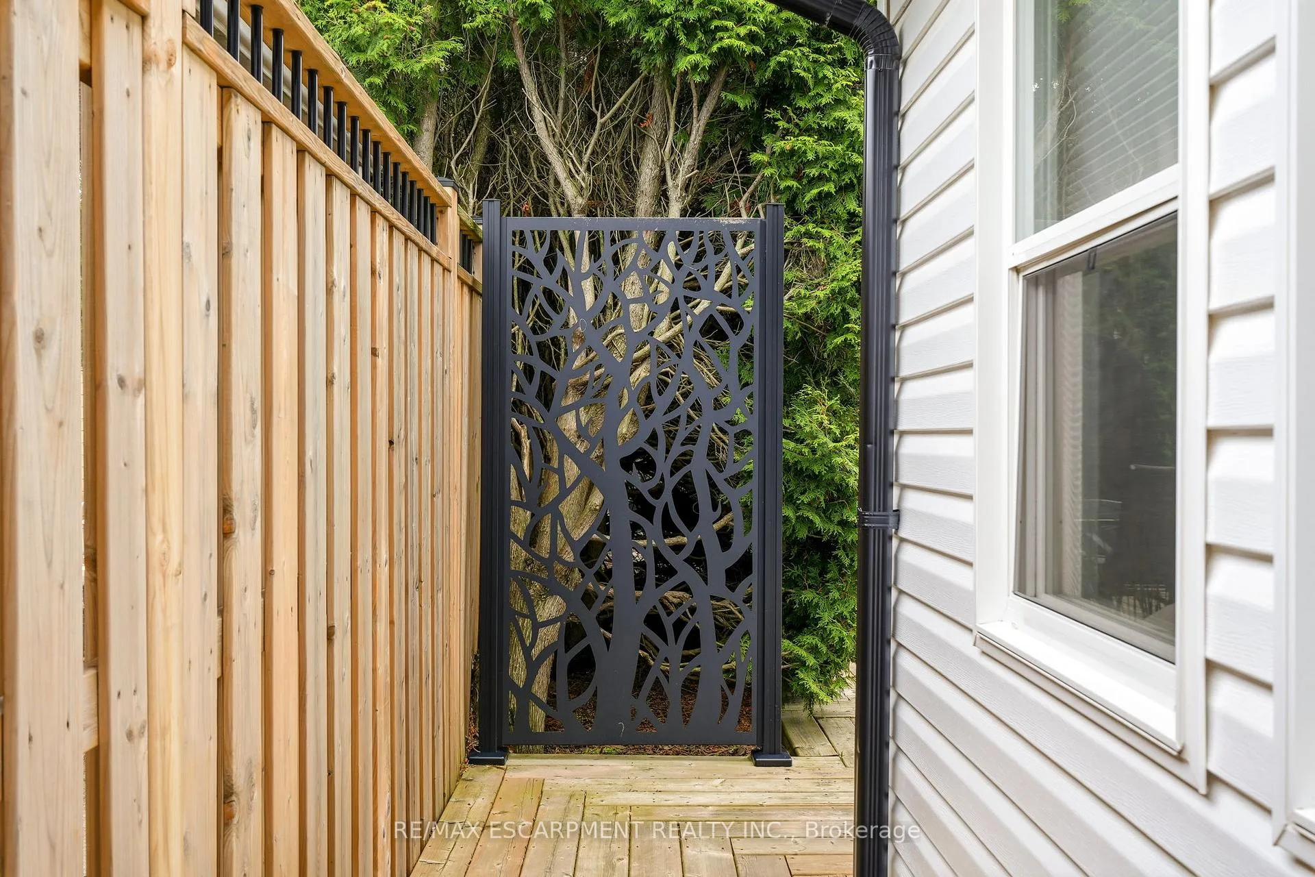 Photo 38 of 20 Audubon Street S, Hamilton, Stoney Creek Mountain — HOMEH