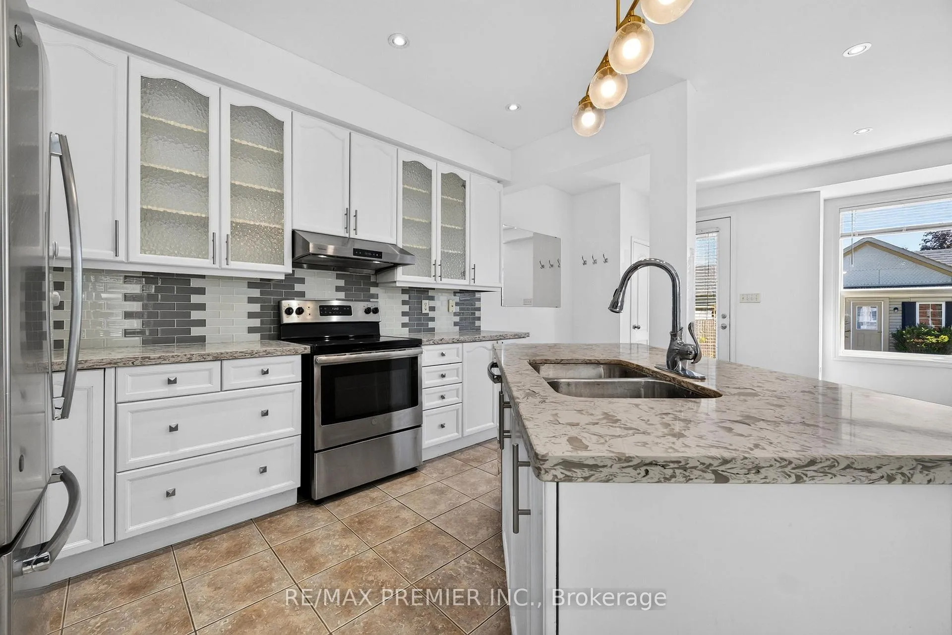 Photo 12 of 9 Pascoe Drive, Markham, Cornell — HOMEH