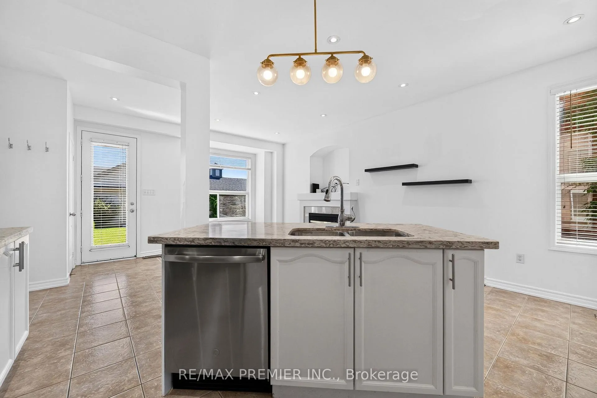 Photo 15 of 9 Pascoe Drive, Markham, Cornell — HOMEH