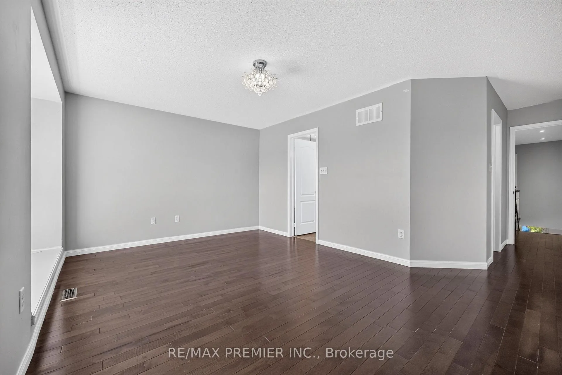 Photo 24 of 9 Pascoe Drive, Markham, Cornell — HOMEH