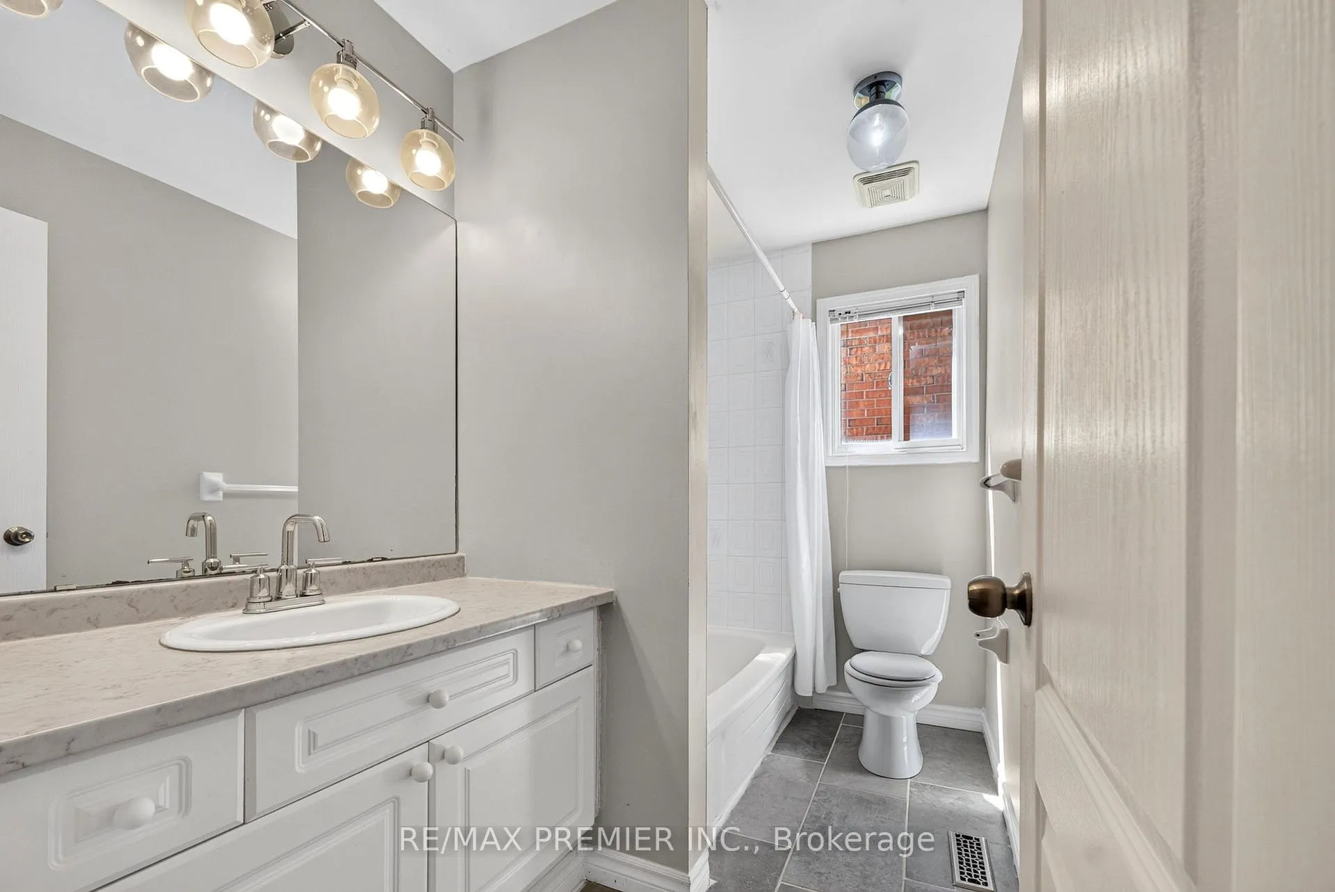 Photo 32 of 9 Pascoe Drive, Markham, Cornell — HOMEH