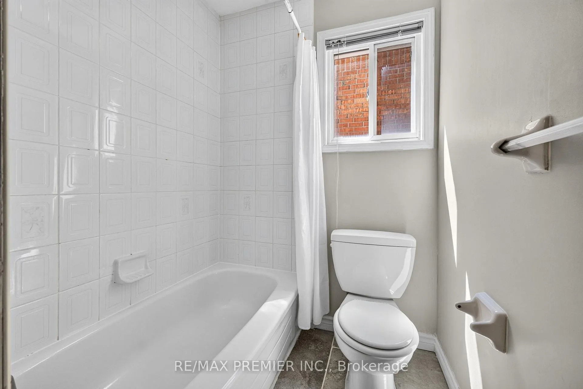 Photo 33 of 9 Pascoe Drive, Markham, Cornell — HOMEH