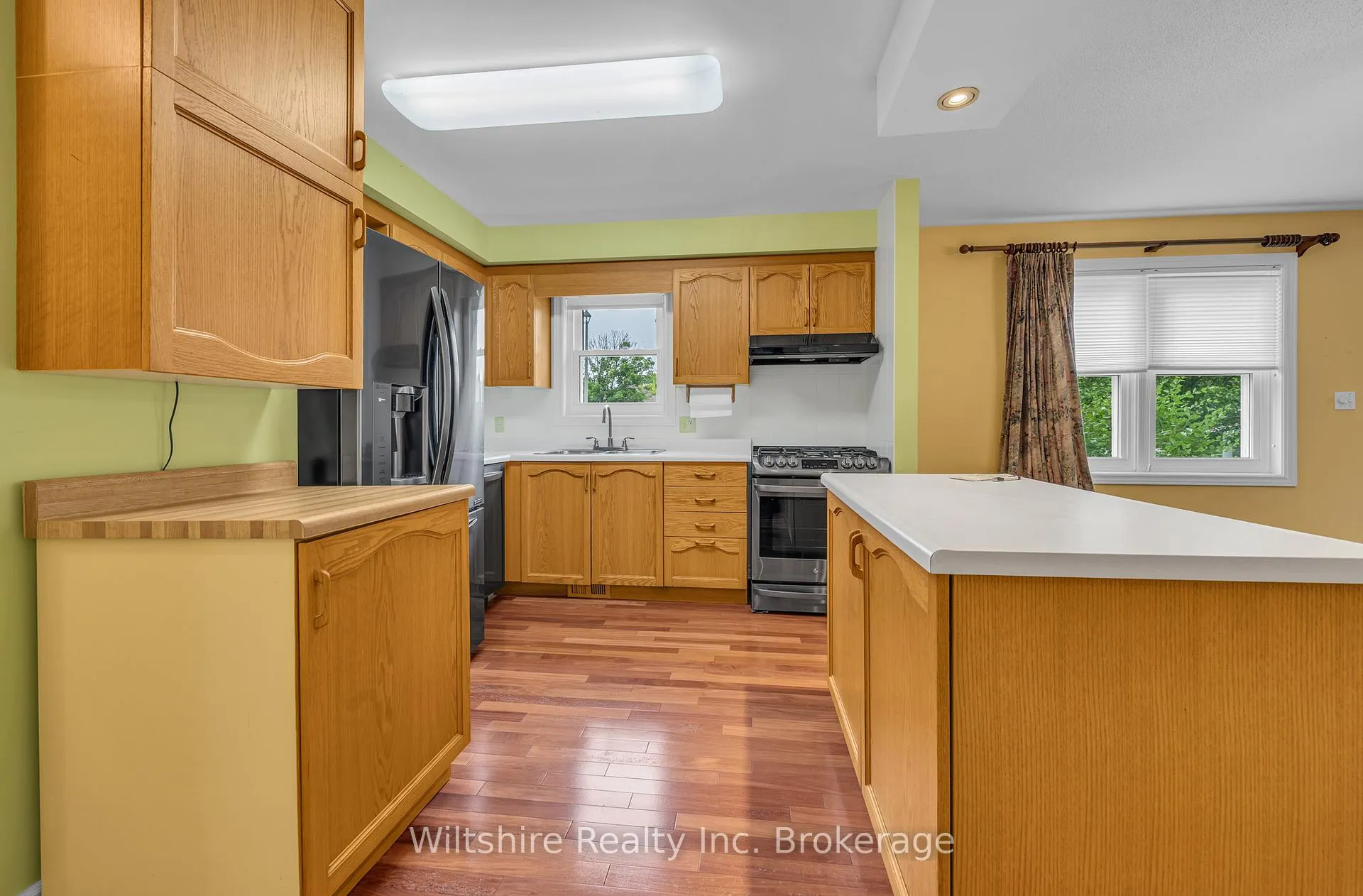 Photo 9 of 48 Sinclair Drive, Tillsonburg — HOMEH