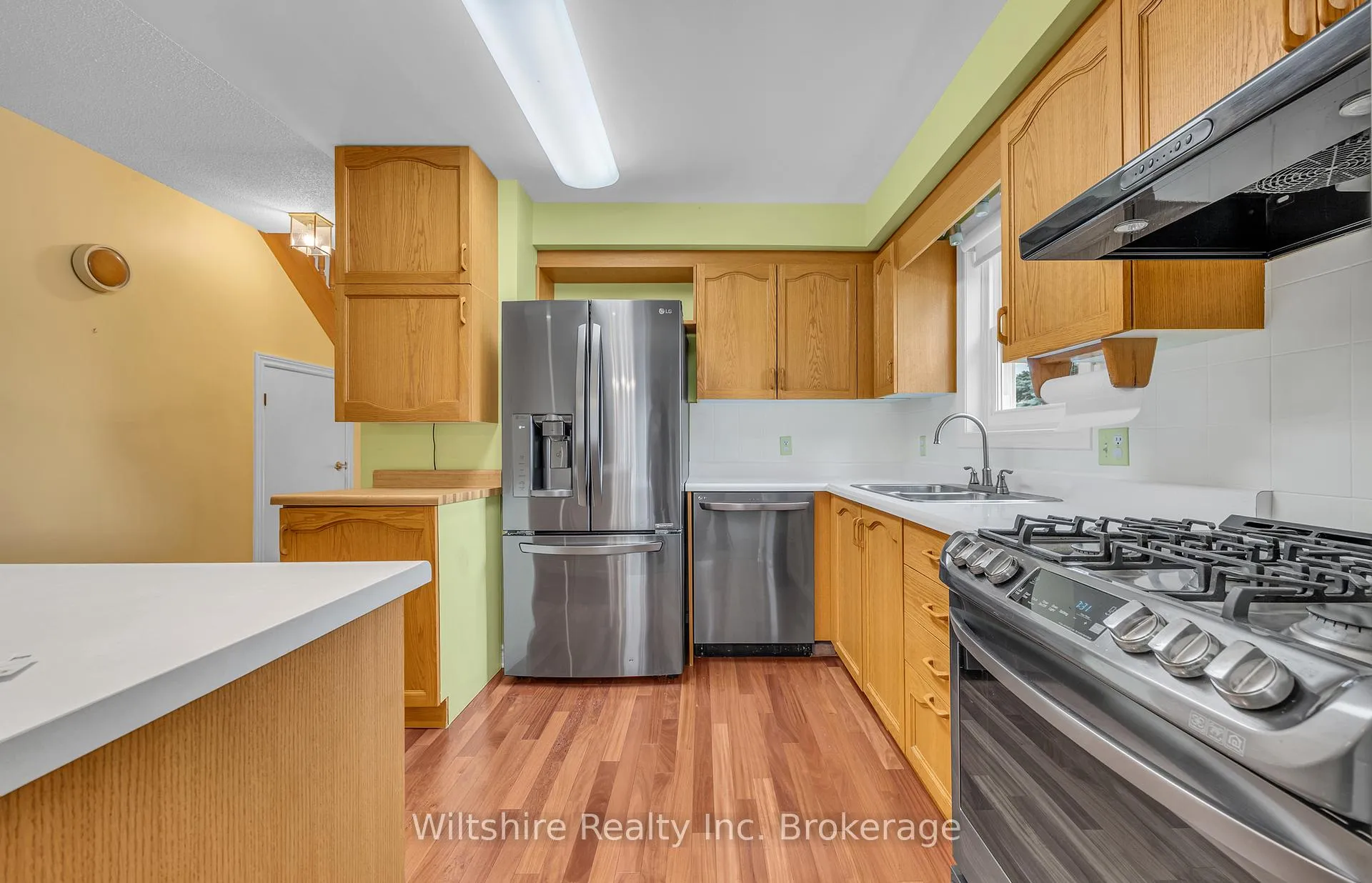Photo 17 of 48 Sinclair Drive, Tillsonburg — HOMEH