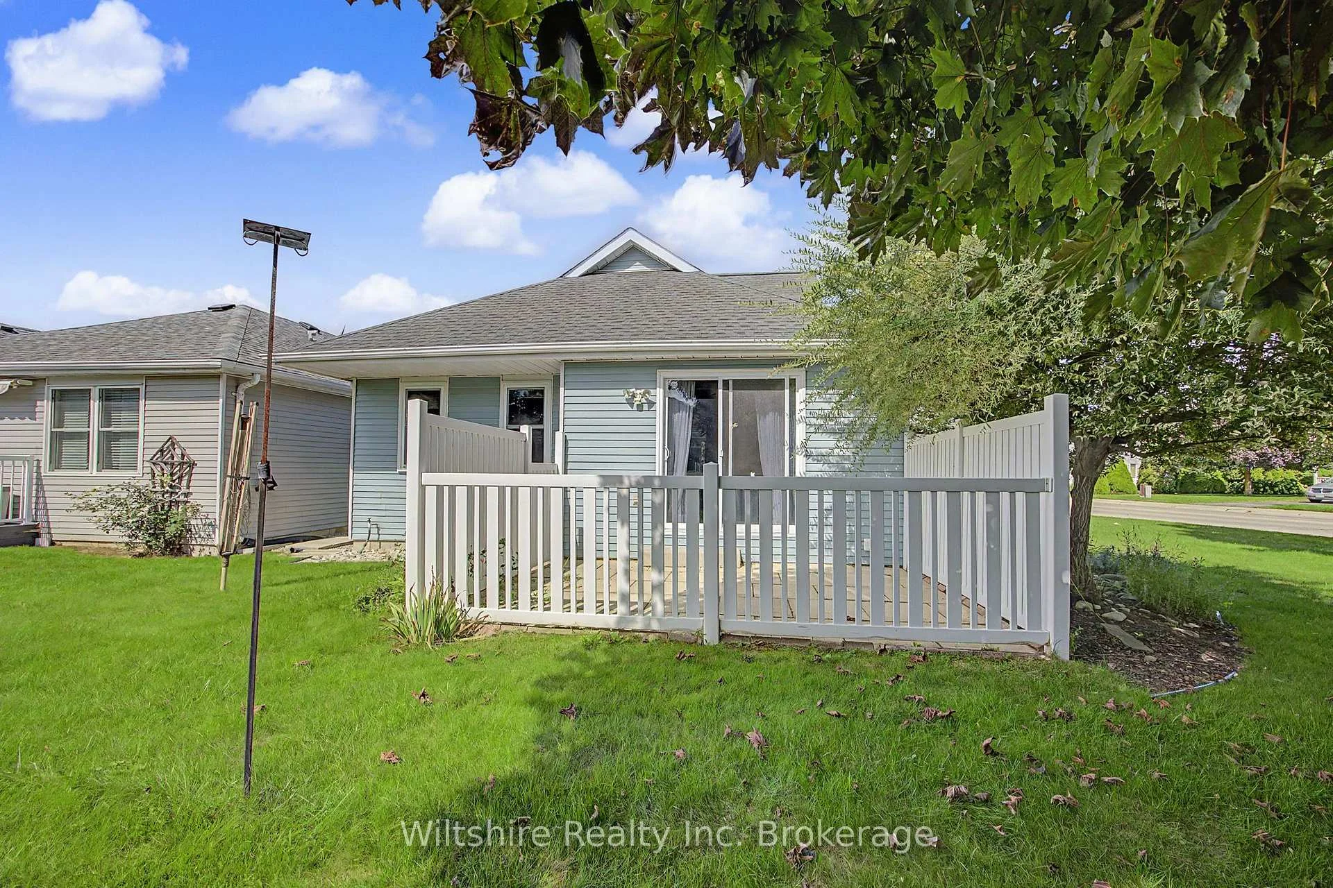 Photo 30 of 48 Sinclair Drive, Tillsonburg — HOMEH