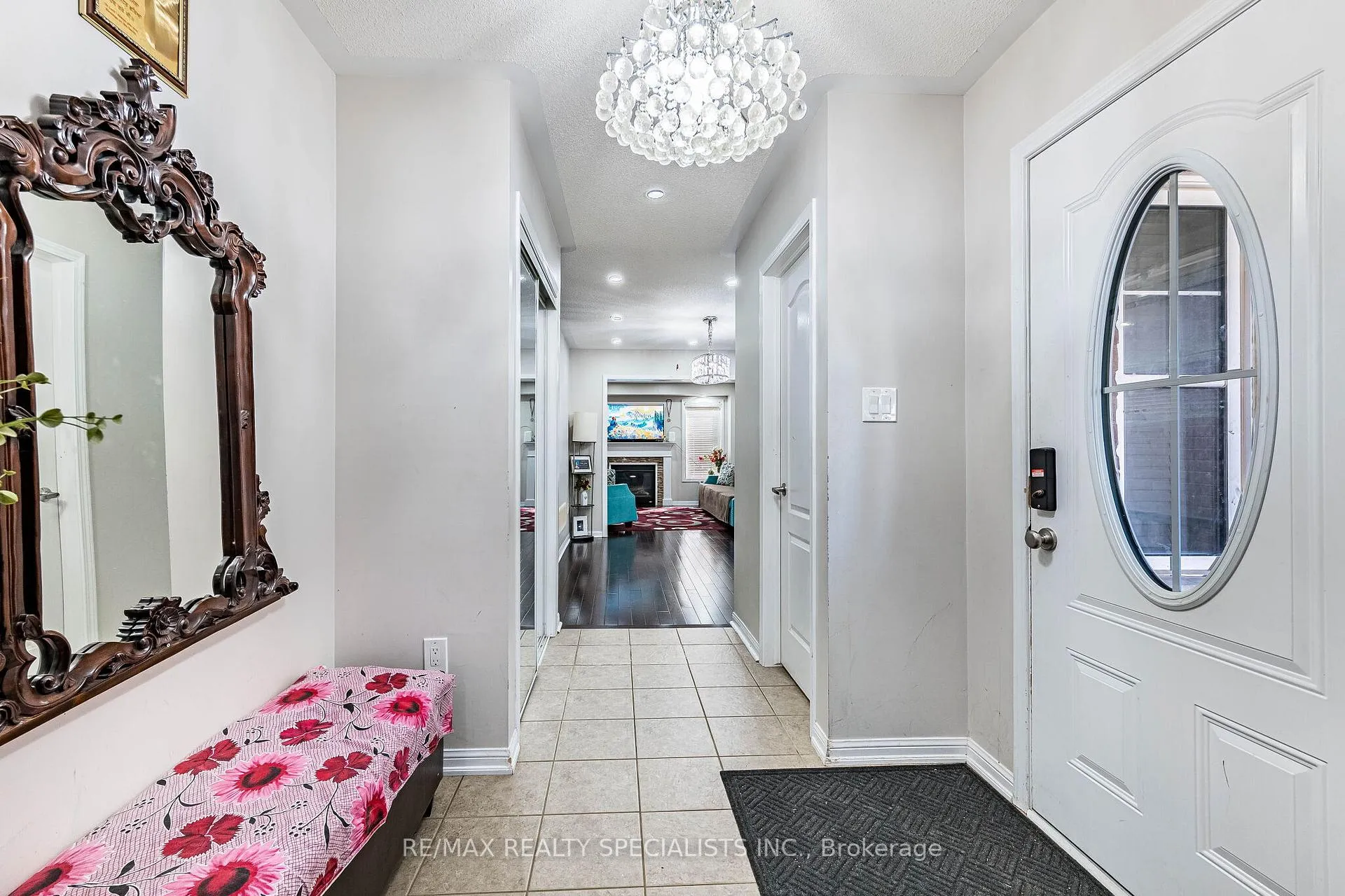 Photo 5 of 47 Robert Parkinson Drive, Brampton, Northwest Brampton — HOMEH
