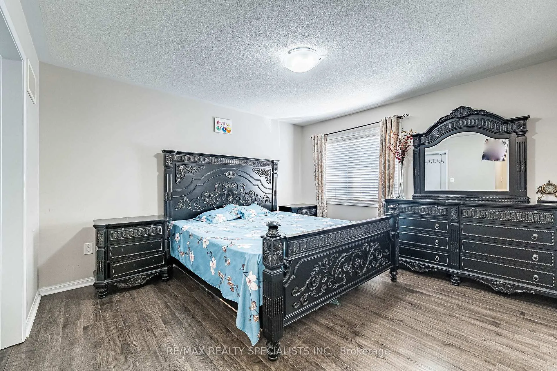 Photo 15 of 47 Robert Parkinson Drive, Brampton, Northwest Brampton — HOMEH