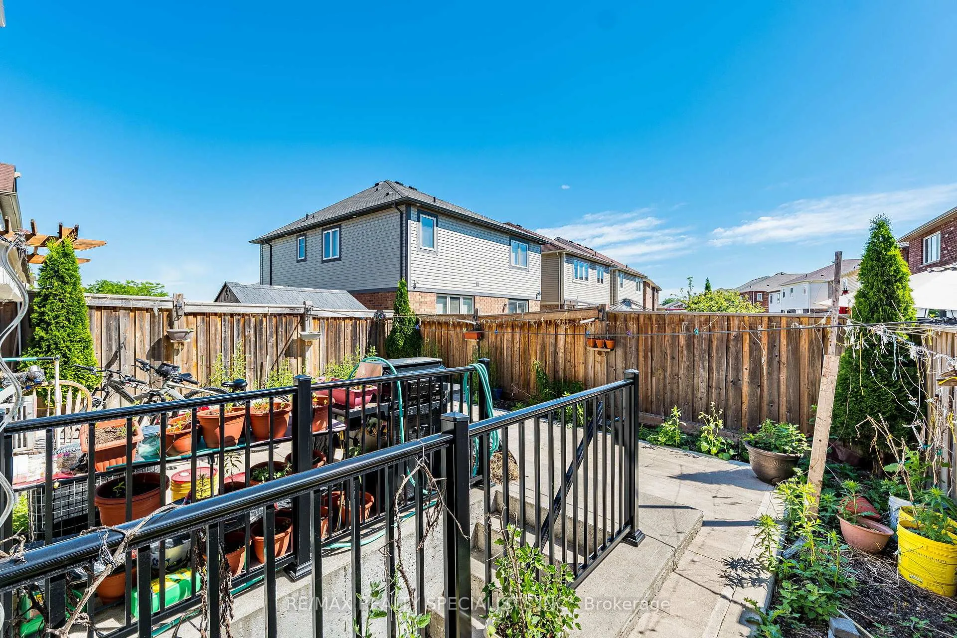 Photo 25 of 47 Robert Parkinson Drive, Brampton, Northwest Brampton — HOMEH