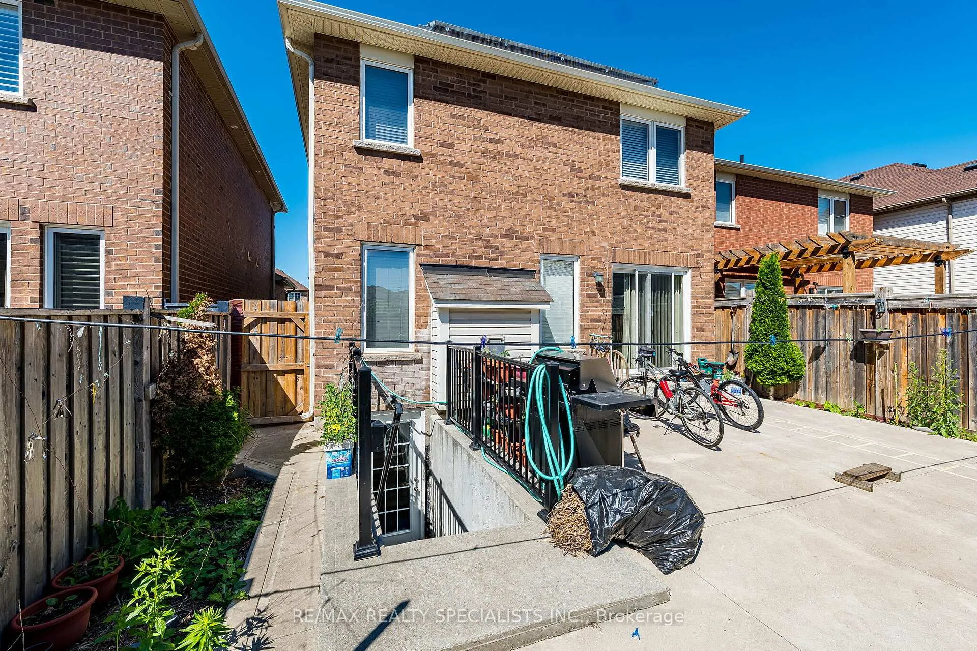 Photo 26 of 47 Robert Parkinson Drive, Brampton, Northwest Brampton — HOMEH
