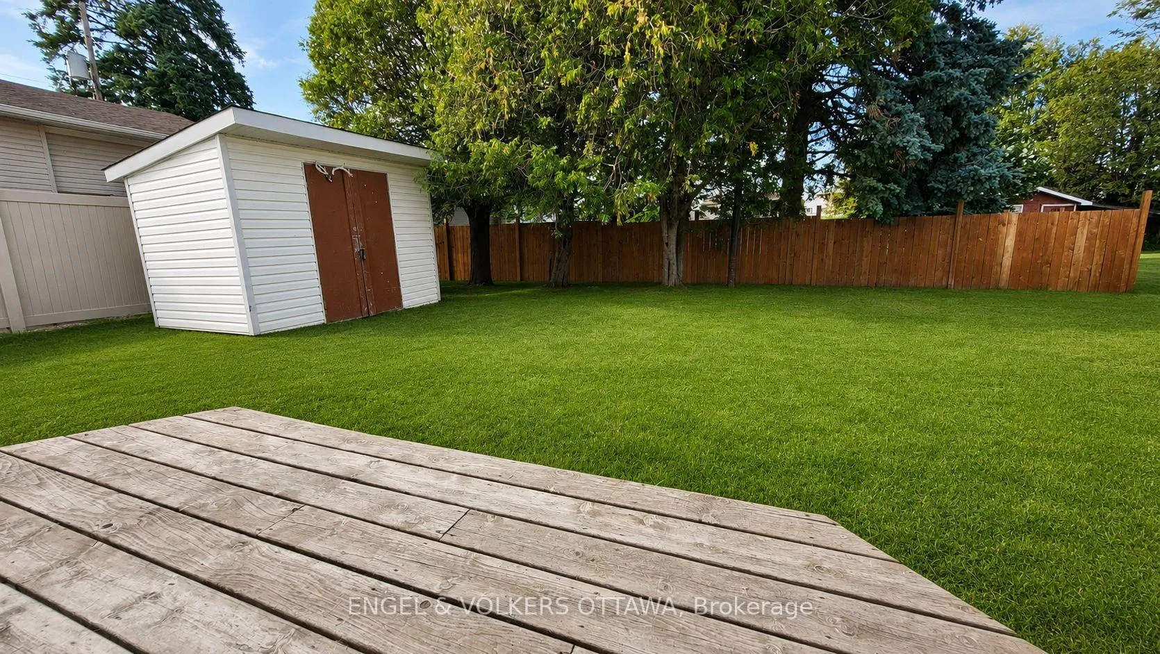 Photo 13 of 728 Laval Street, Casselman, Casselman — HOMEH