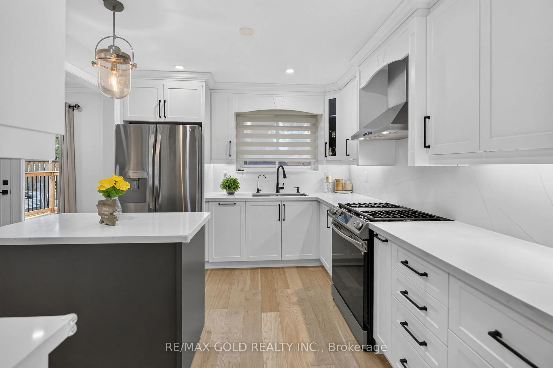 Photo 19 of 40 Devonshire Drive, Brampton, Southgate — HOMEH