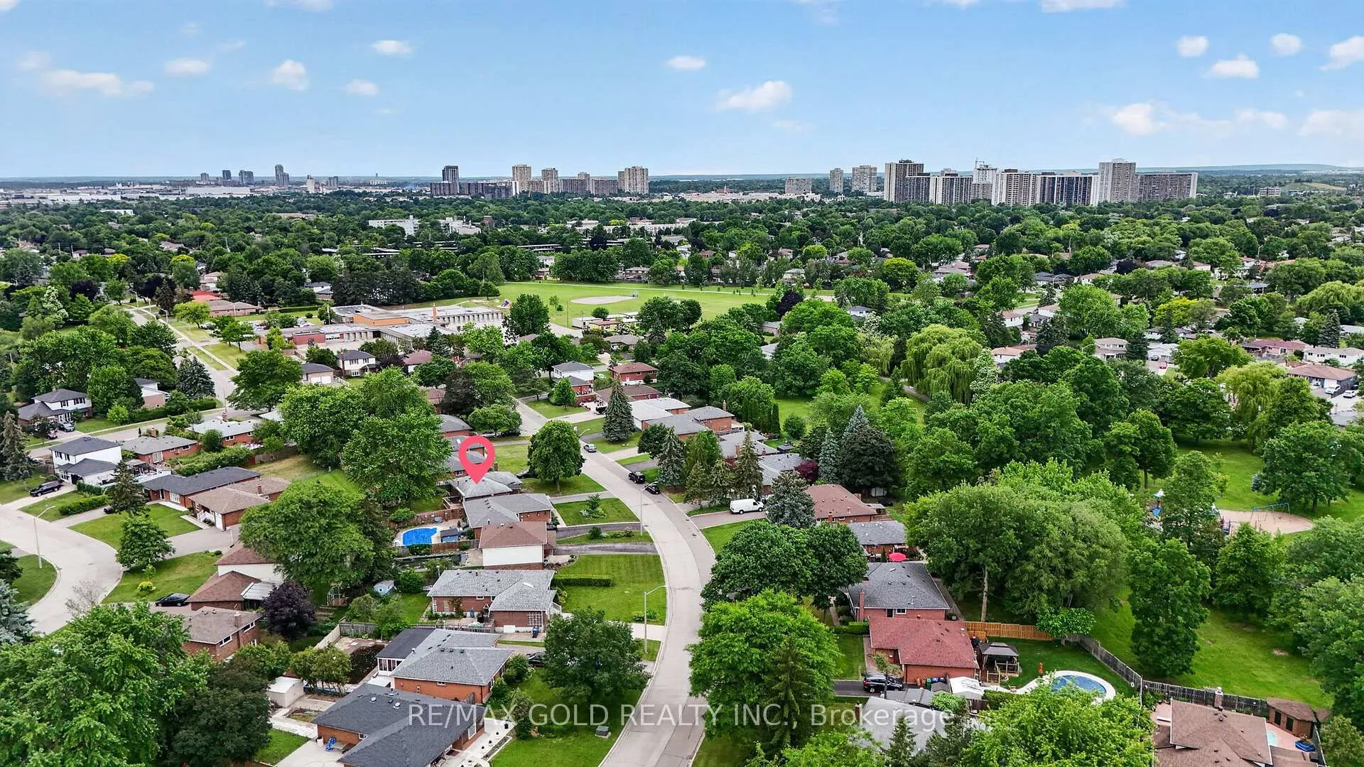 Photo 50 of 40 Devonshire Drive, Brampton, Southgate — HOMEH