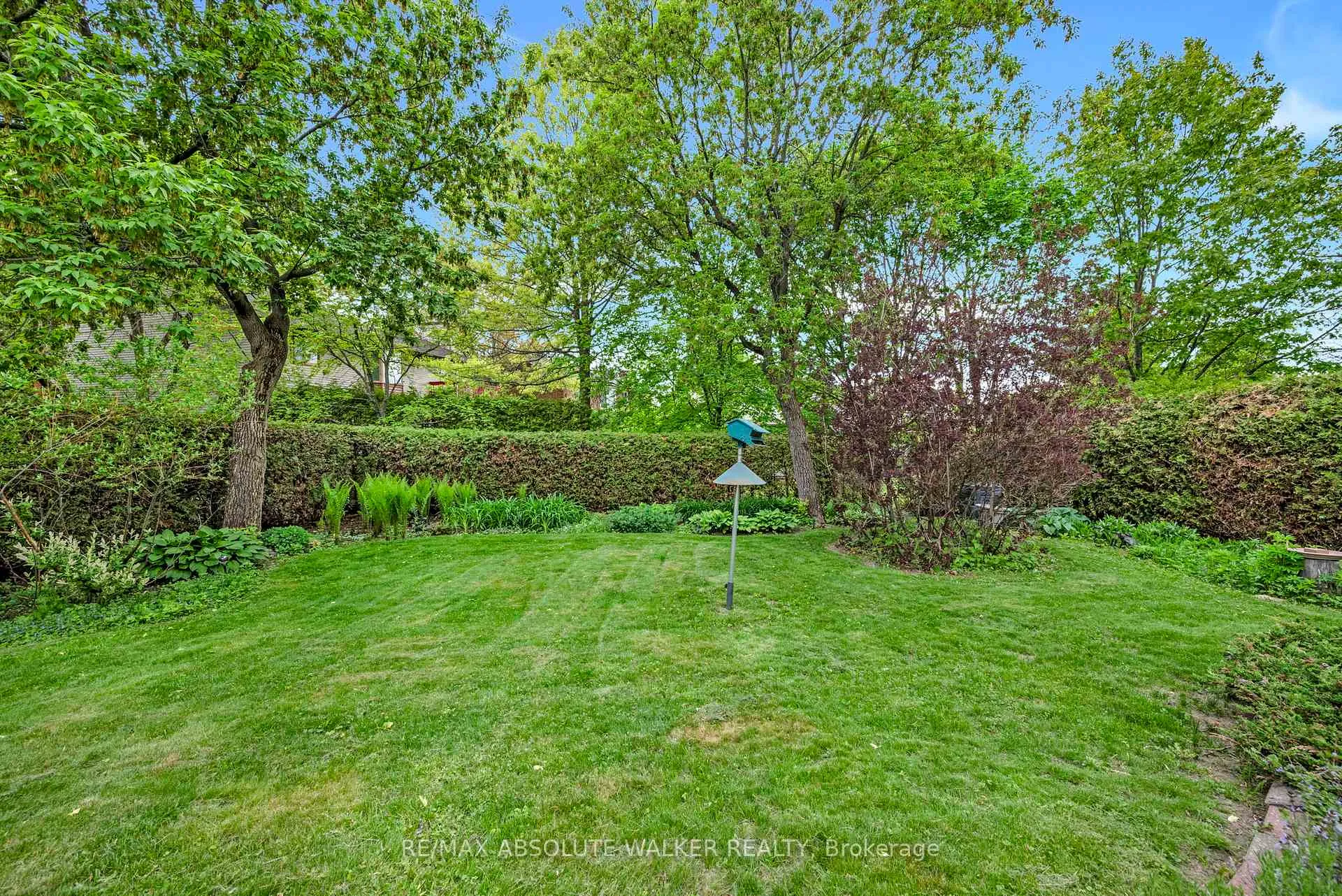Photo 5 of 1410 Clay Court, Ottawa, Chateauneuf — HOMEH