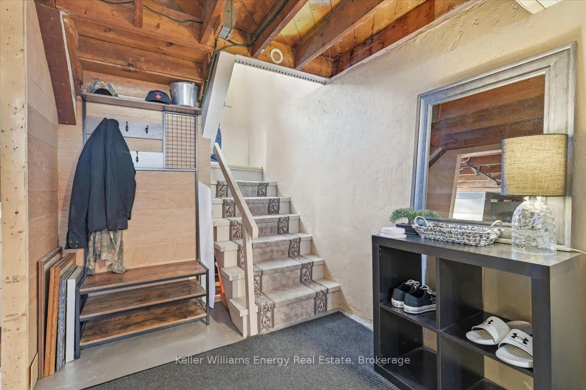 Photo 17 of 125 Wilson Road S, Oshawa, Donevan — HOMEH