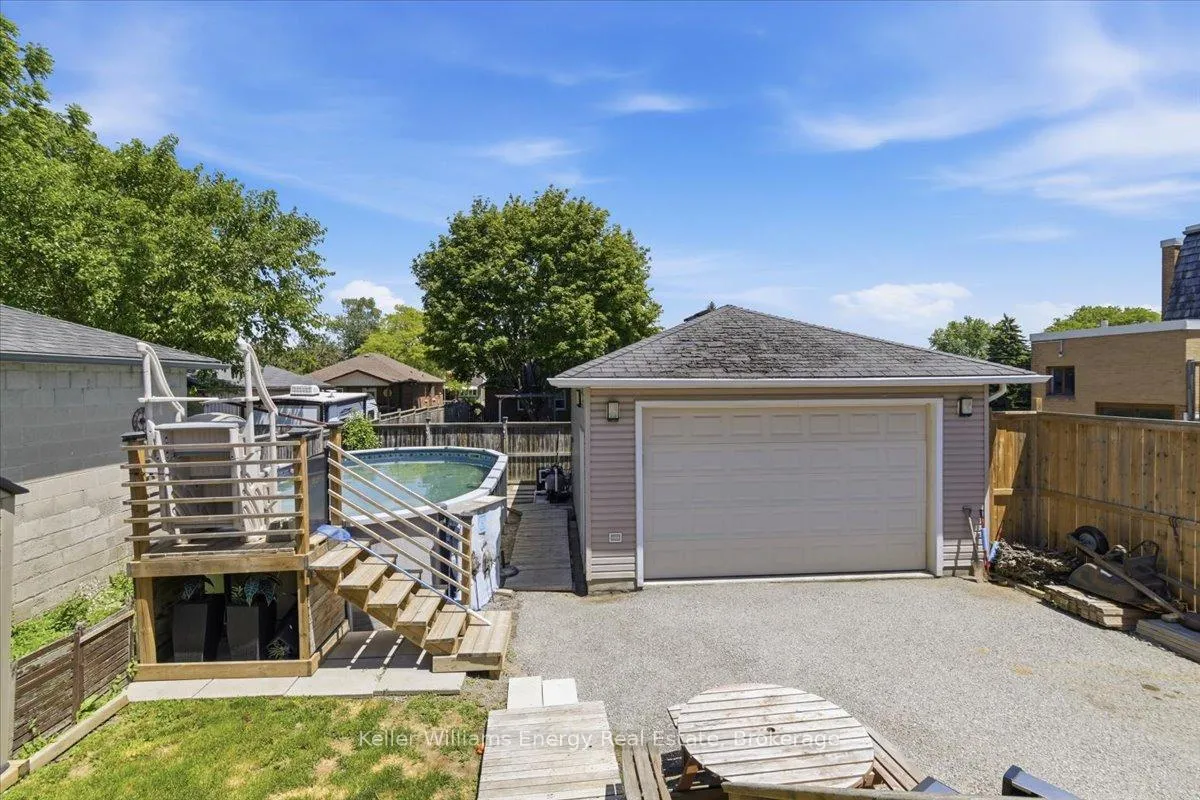 Photo 29 of 125 Wilson Road S, Oshawa, Donevan — HOMEH