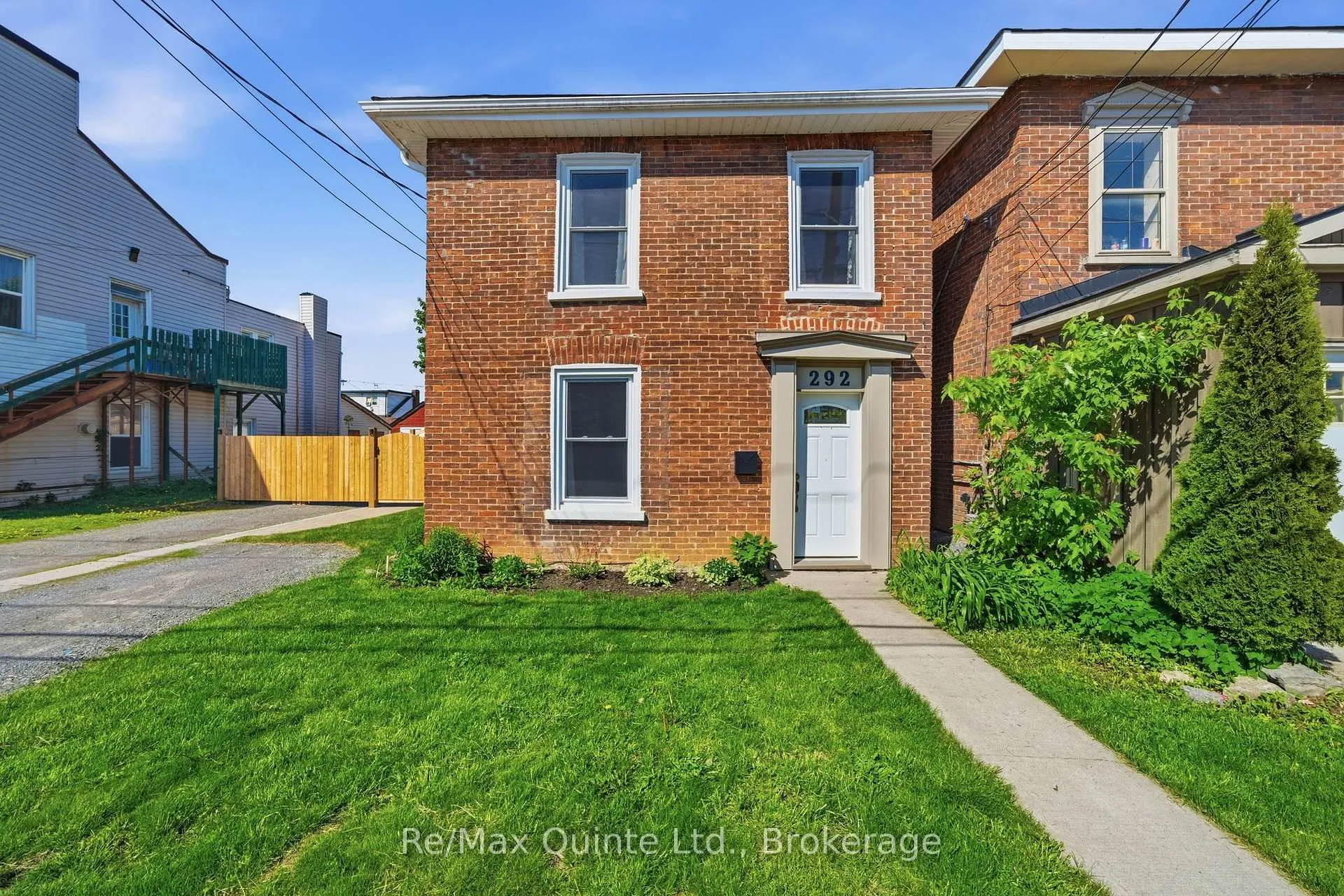 Photo 4 of 292 Coleman Street, Belleville, Belleville Ward — HOMEH