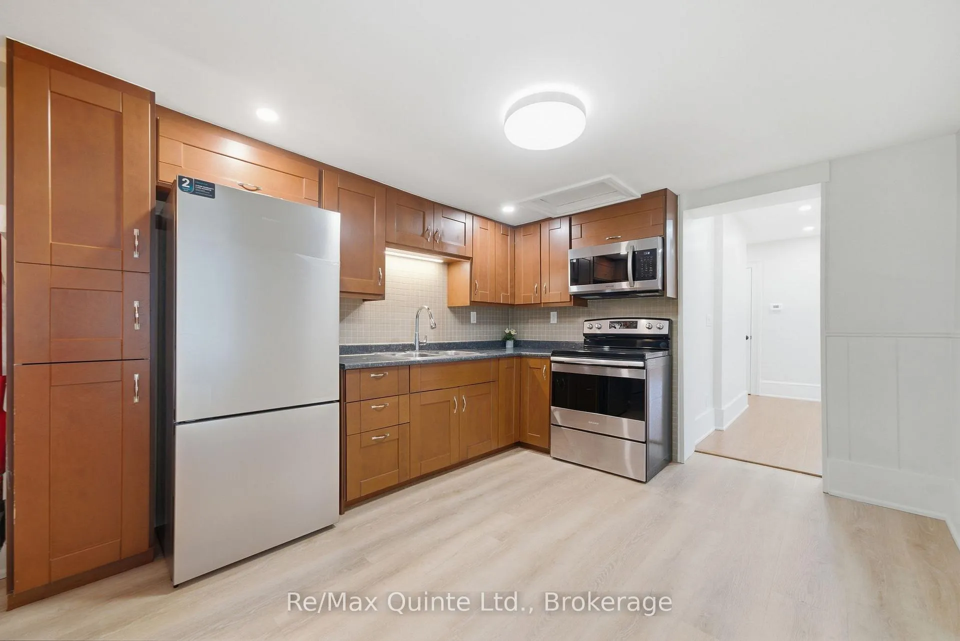 Photo 9 of 292 Coleman Street, Belleville, Belleville Ward — HOMEH