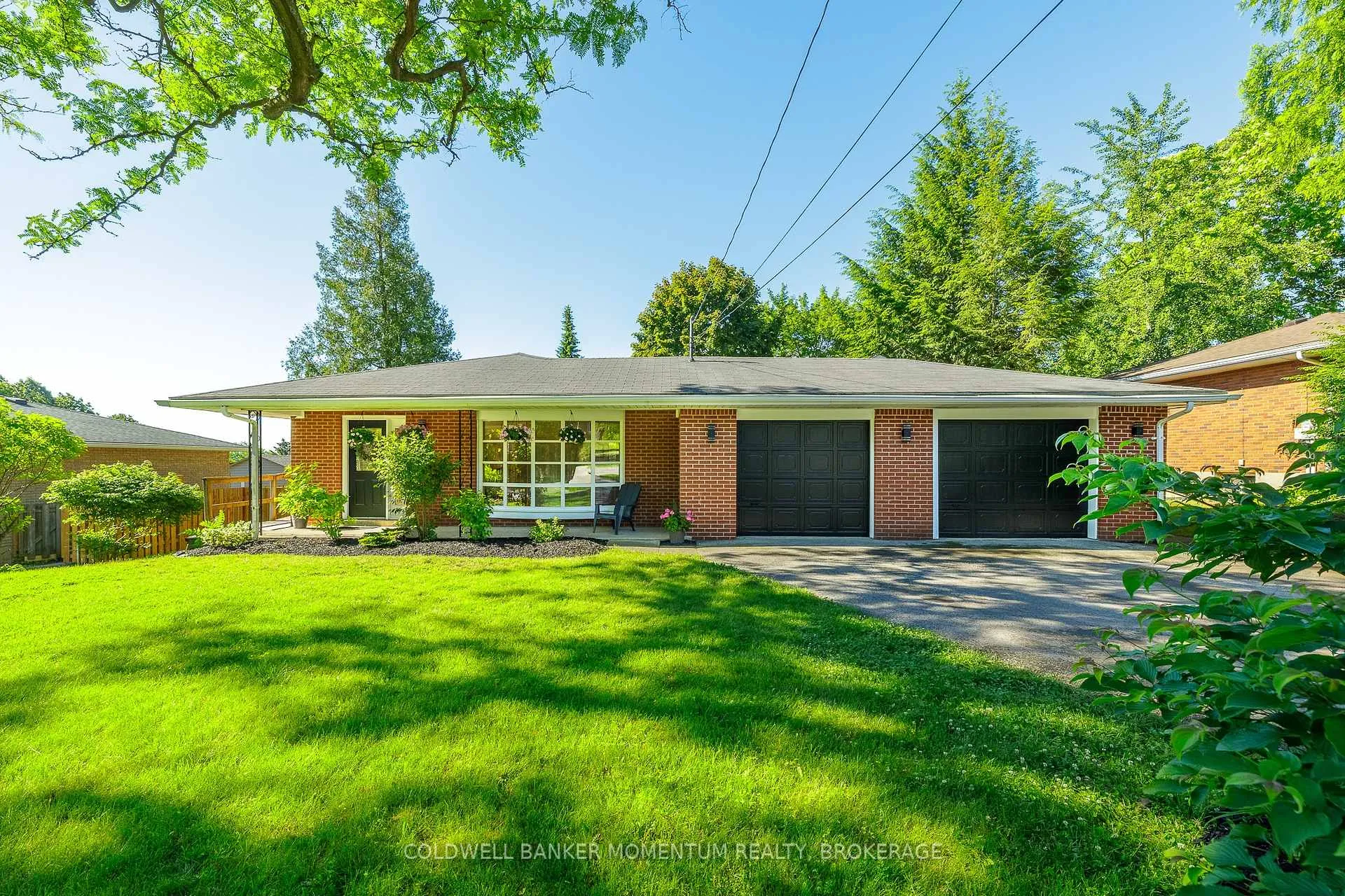 Photo 4 of 18 Pancake Lane, Pelham, Fonthill — HOMEH