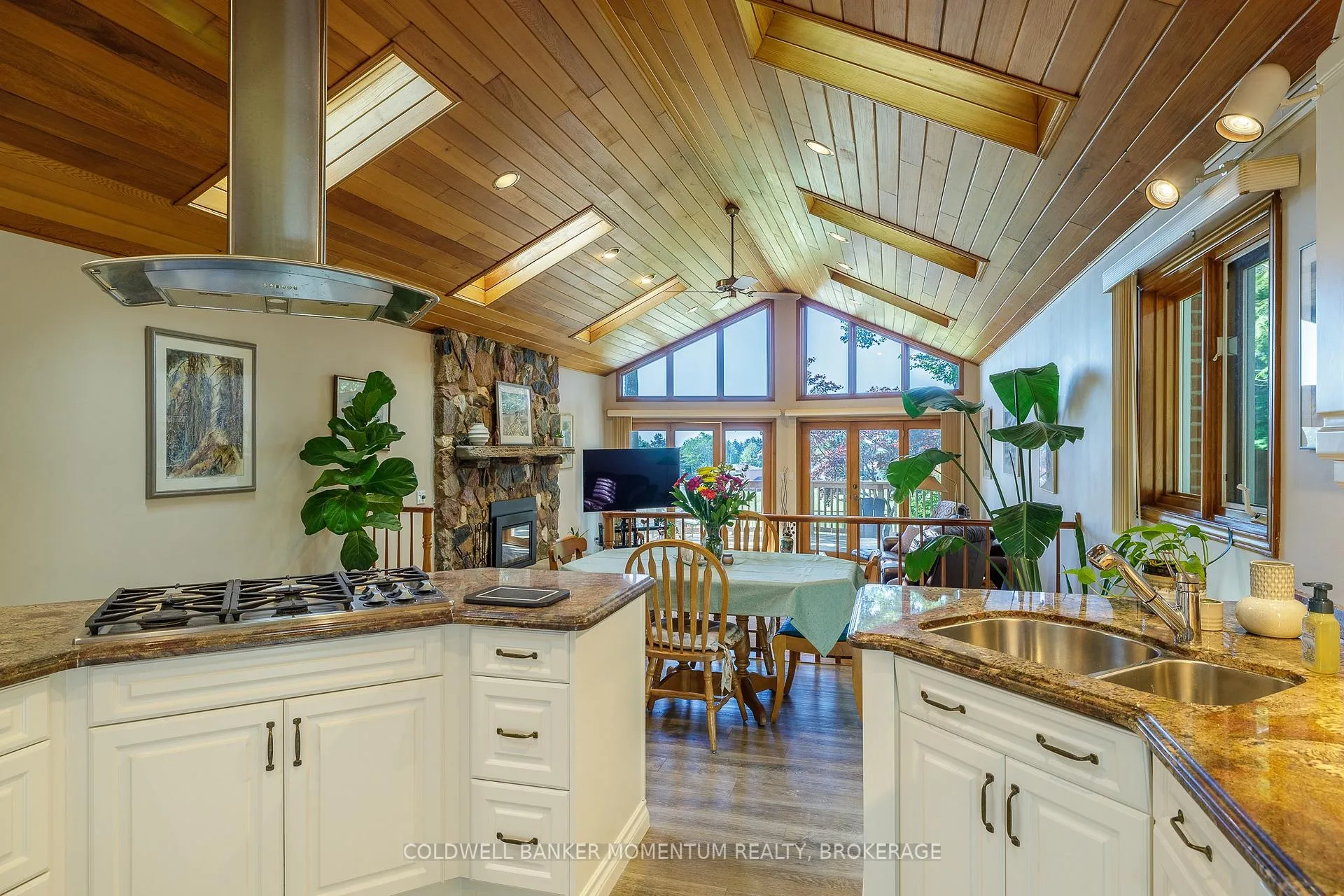 Photo 14 of 18 Pancake Lane, Pelham, Fonthill — HOMEH