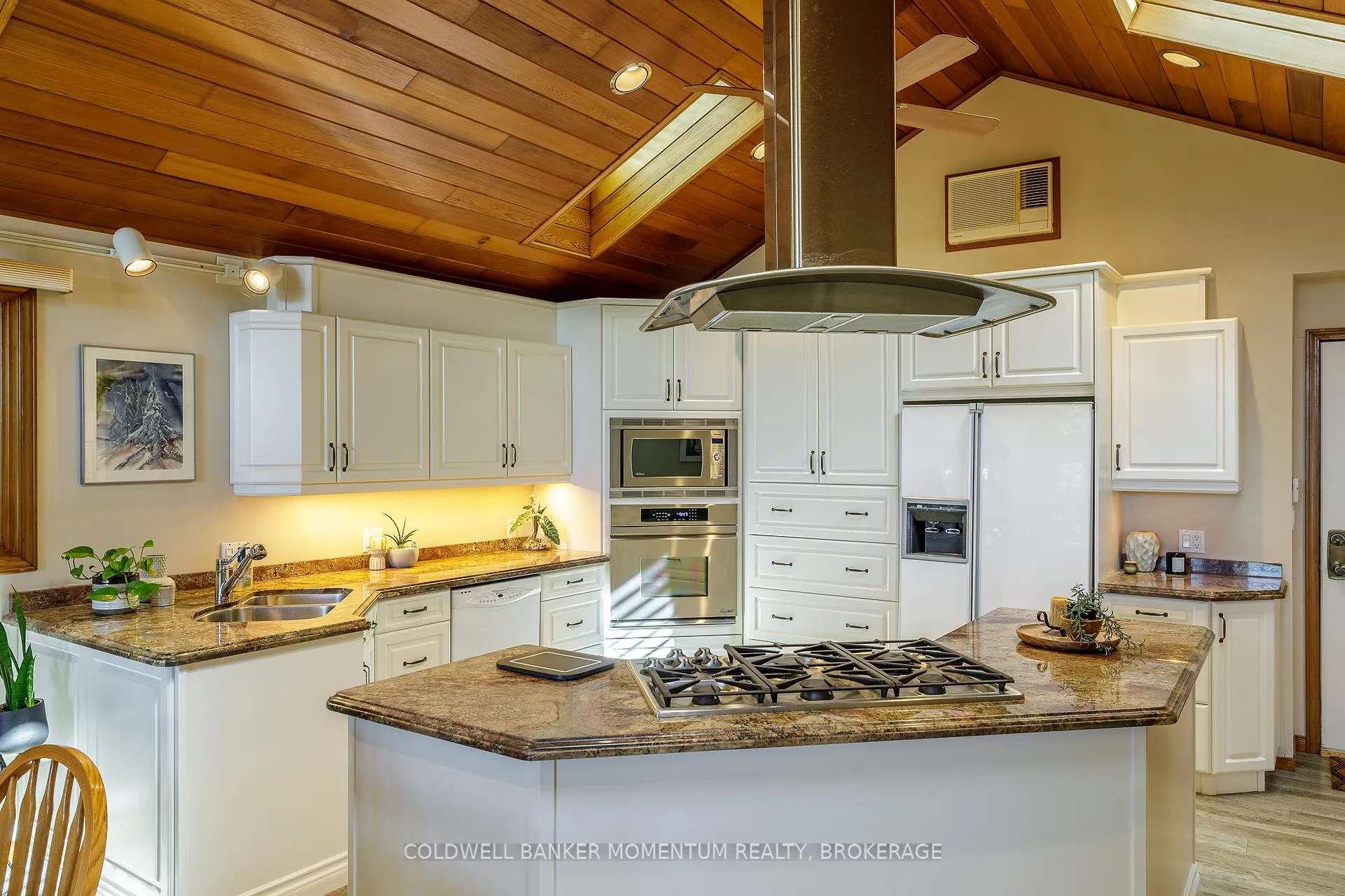 Photo 15 of 18 Pancake Lane, Pelham, Fonthill — HOMEH