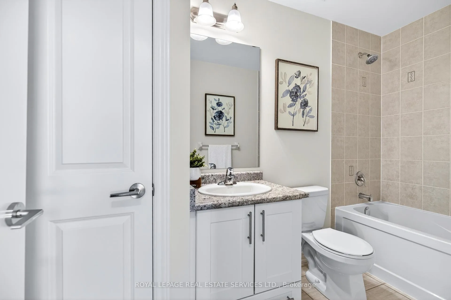 Photo 23 of Unit 304, 2370 Khalsa Gate, Oakville, Westmount — HOMEH
