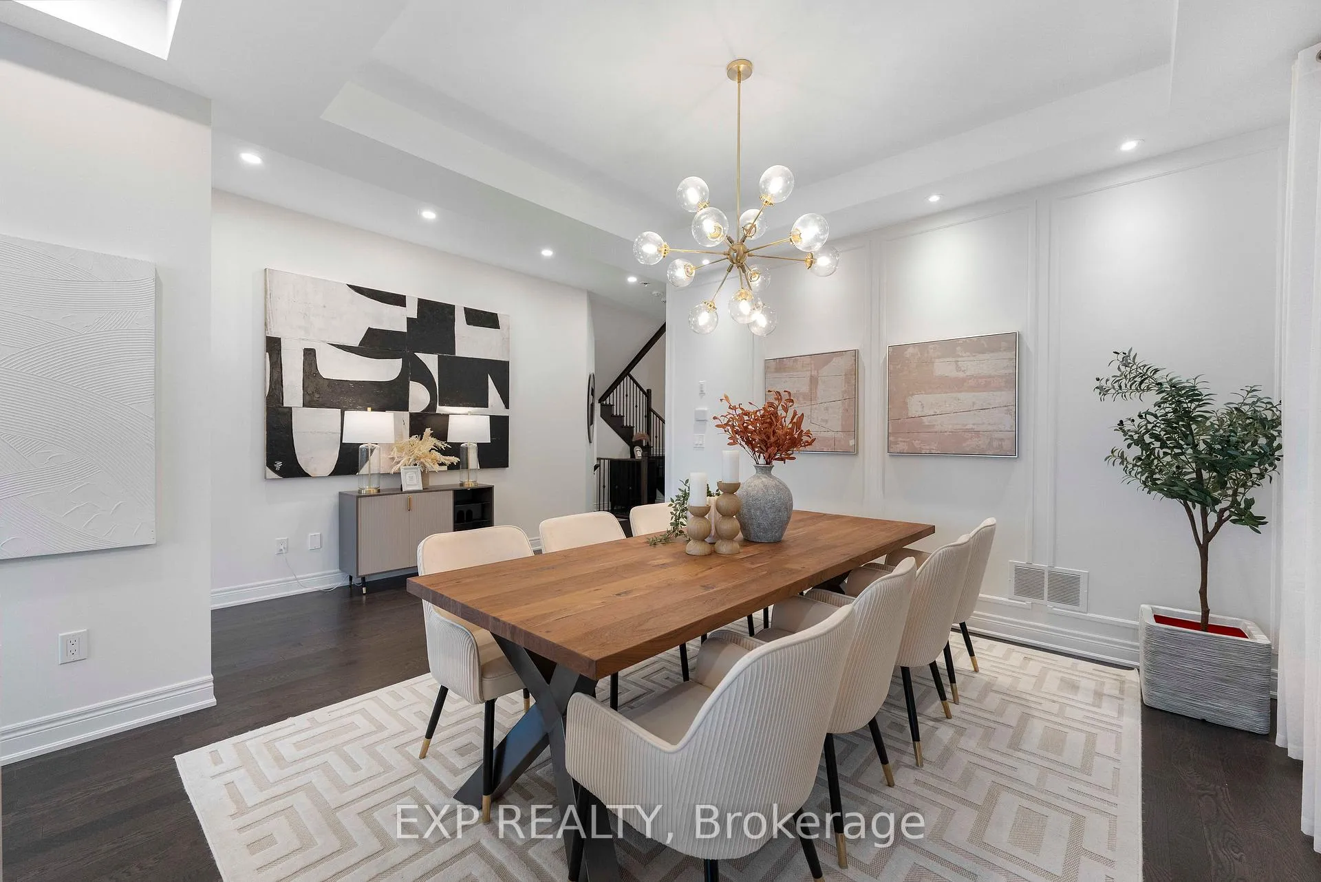 Photo 12 of 429 Parent Place, Milton, Ford — HOMEH