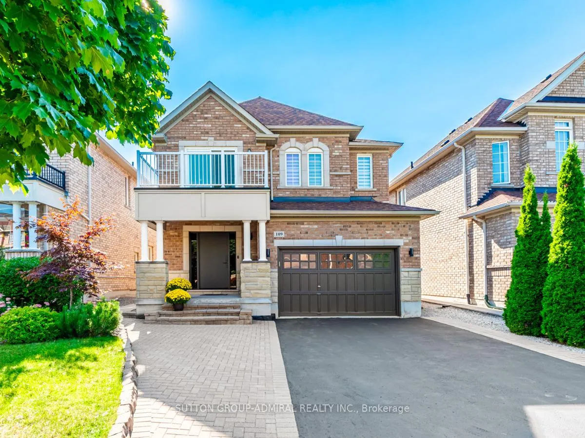 Photo 2 of 109 Barli Crescent, Vaughan, Patterson — HOMEH