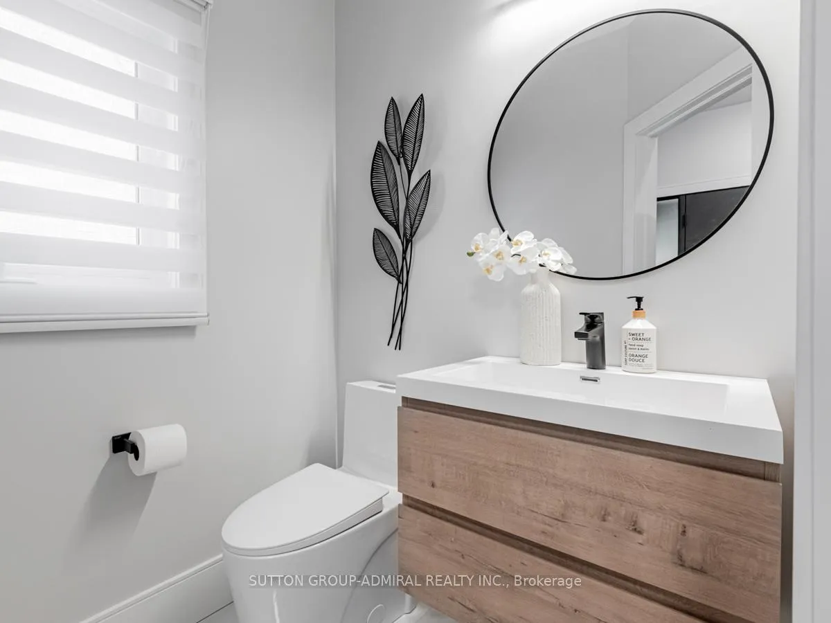 Photo 14 of 109 Barli Crescent, Vaughan, Patterson — HOMEH