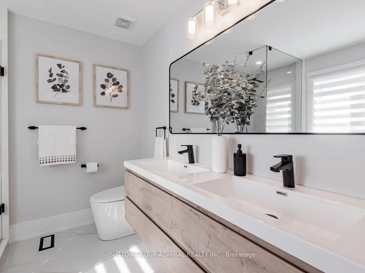 Photo 18 of 109 Barli Crescent, Vaughan, Patterson — HOMEH