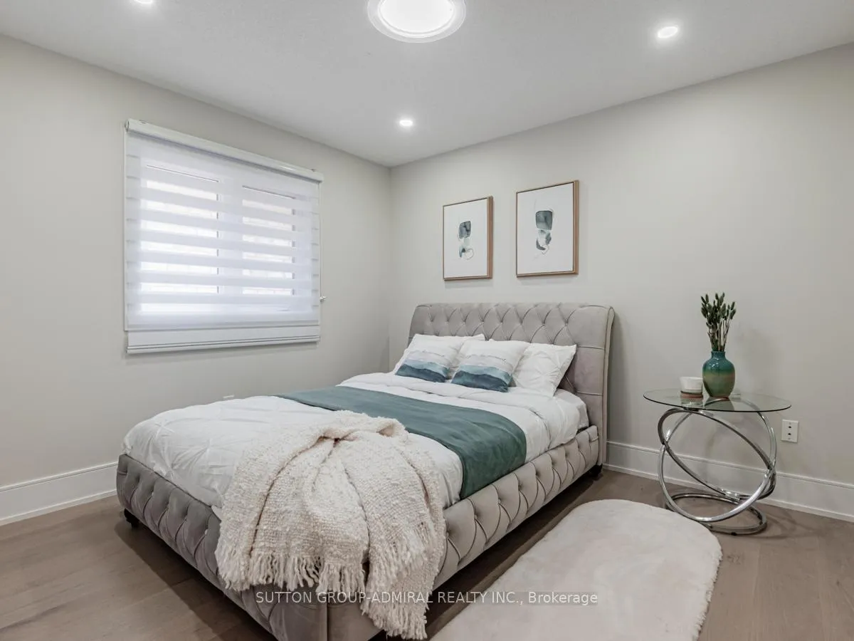 Photo 23 of 109 Barli Crescent, Vaughan, Patterson — HOMEH
