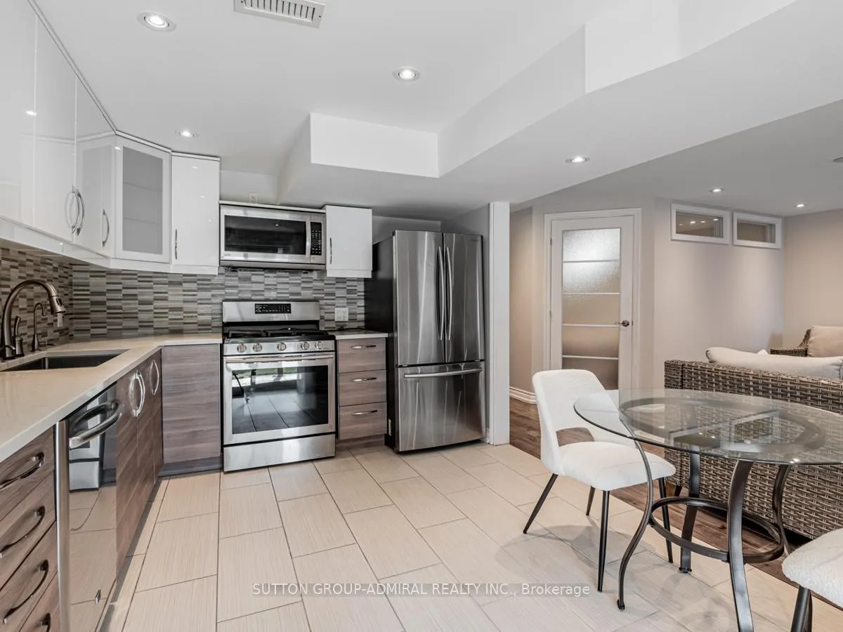 Photo 27 of 109 Barli Crescent, Vaughan, Patterson — HOMEH