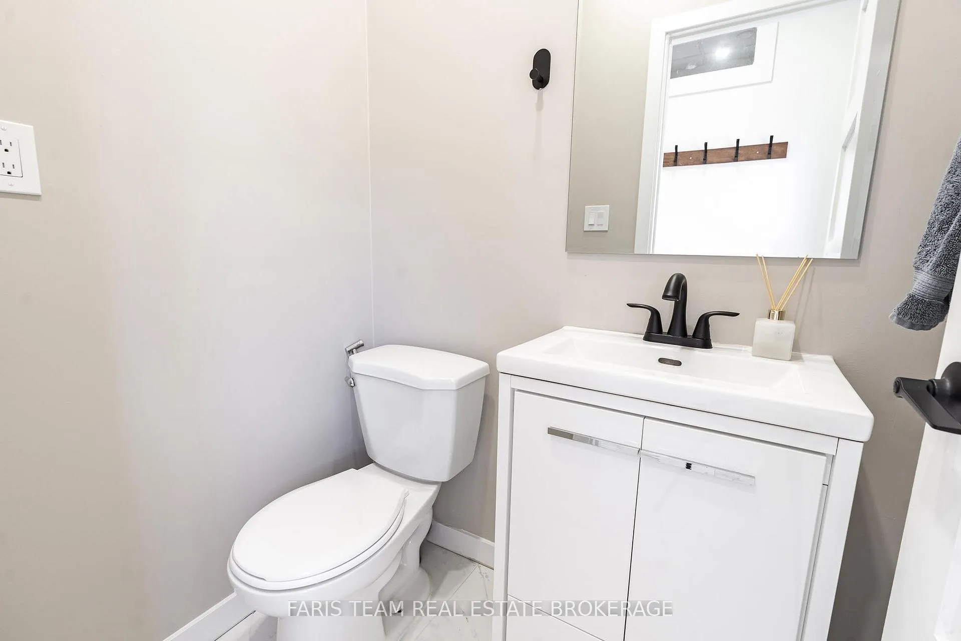 Photo 19 of 119 Jephson Street, Tay, Victoria Harbour — HOMEH