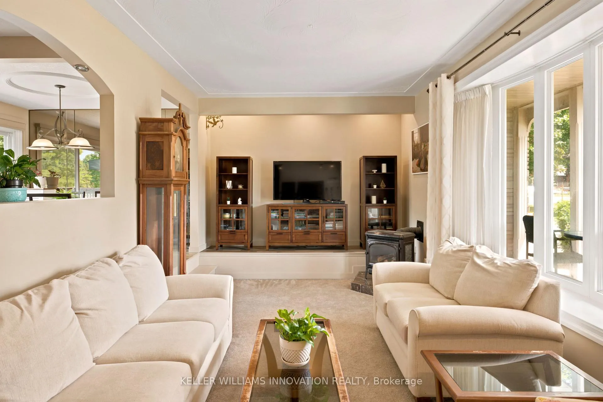 Photo 3 of 1456 Mannheim Road, Wilmot — HOMEH