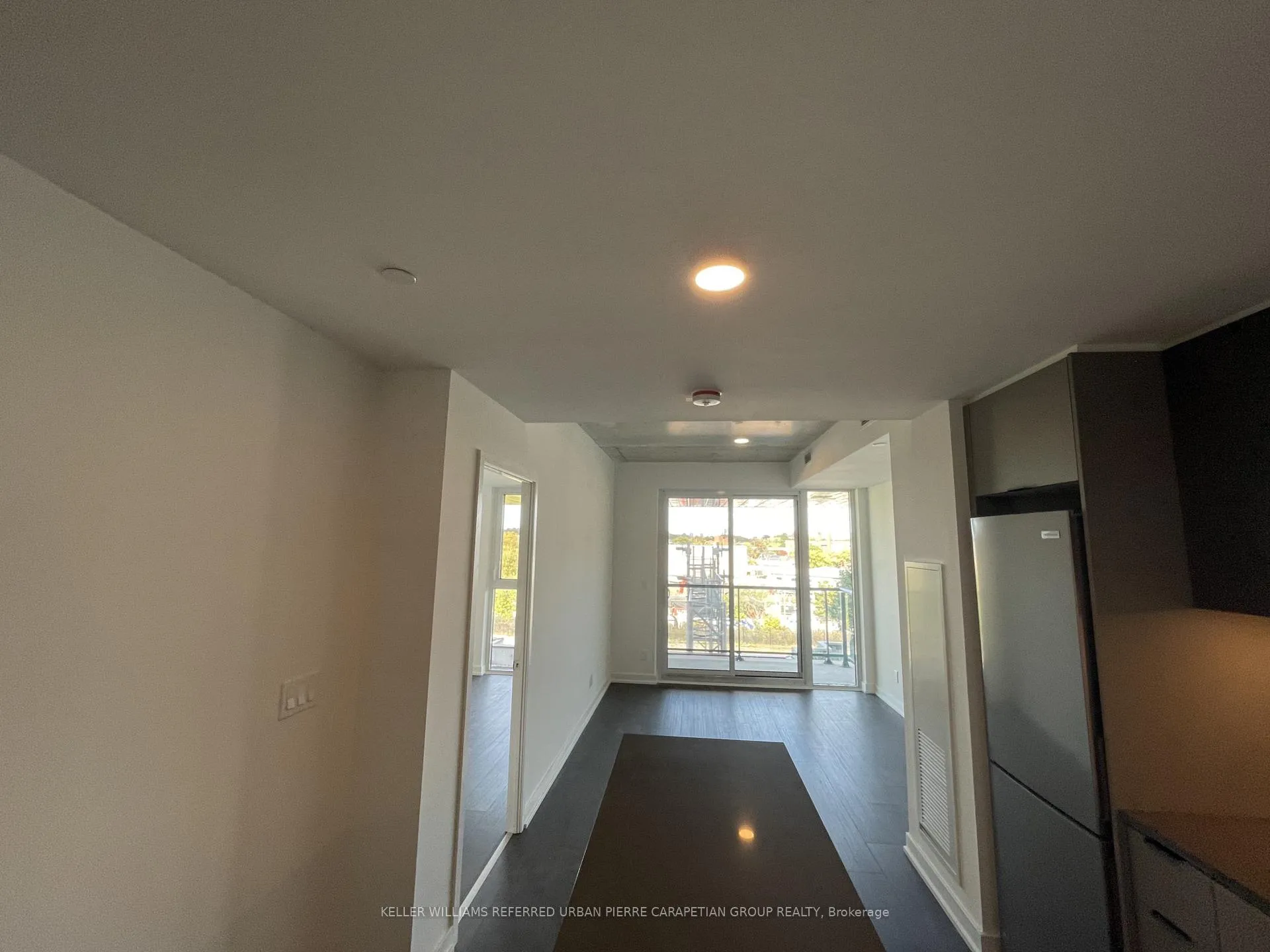 Photo 5 of Unit 413, 57 Brock Avenue, Toronto, Roncesvalles — HOMEH