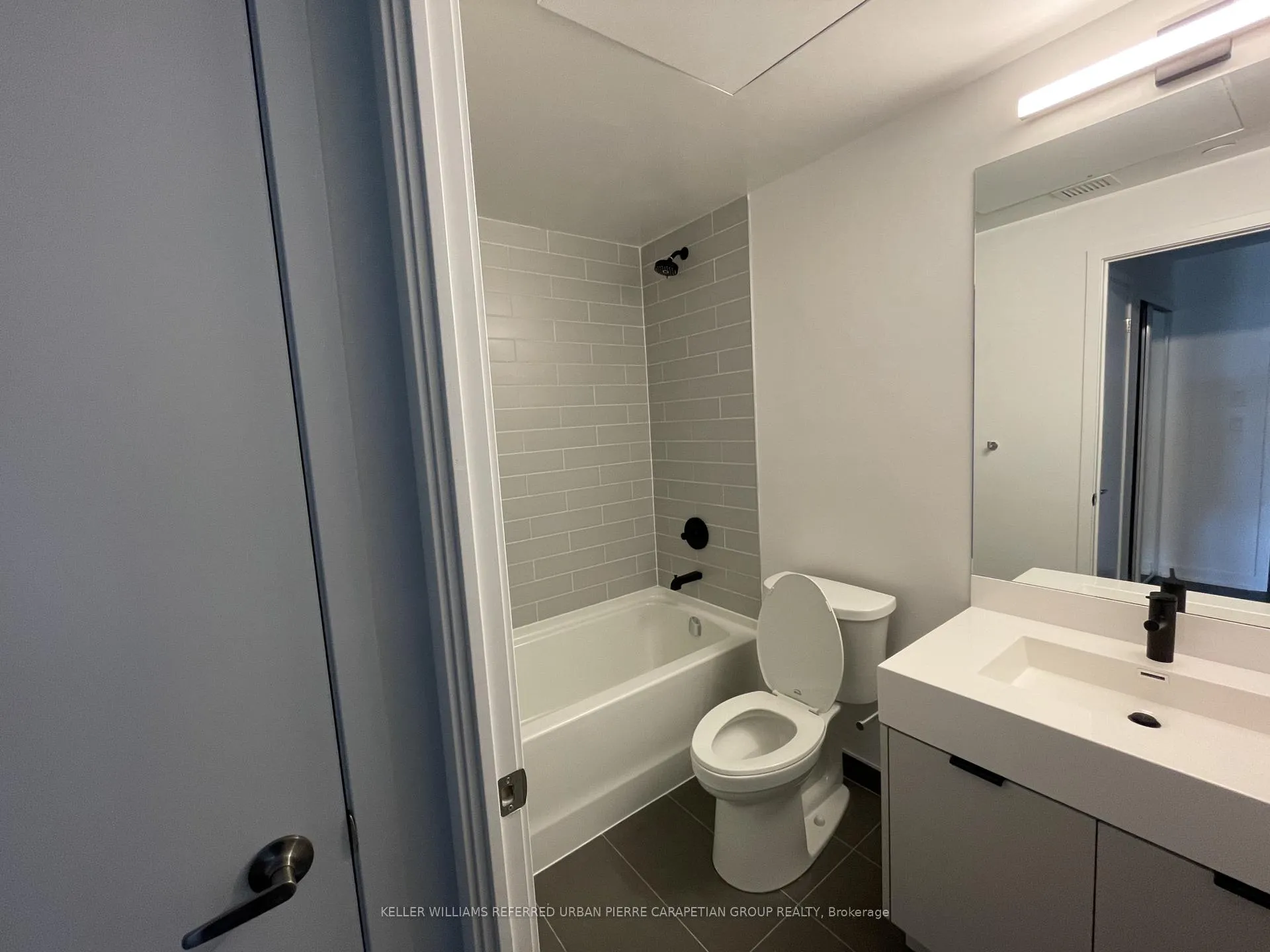 Photo 14 of Unit 413, 57 Brock Avenue, Toronto, Roncesvalles — HOMEH