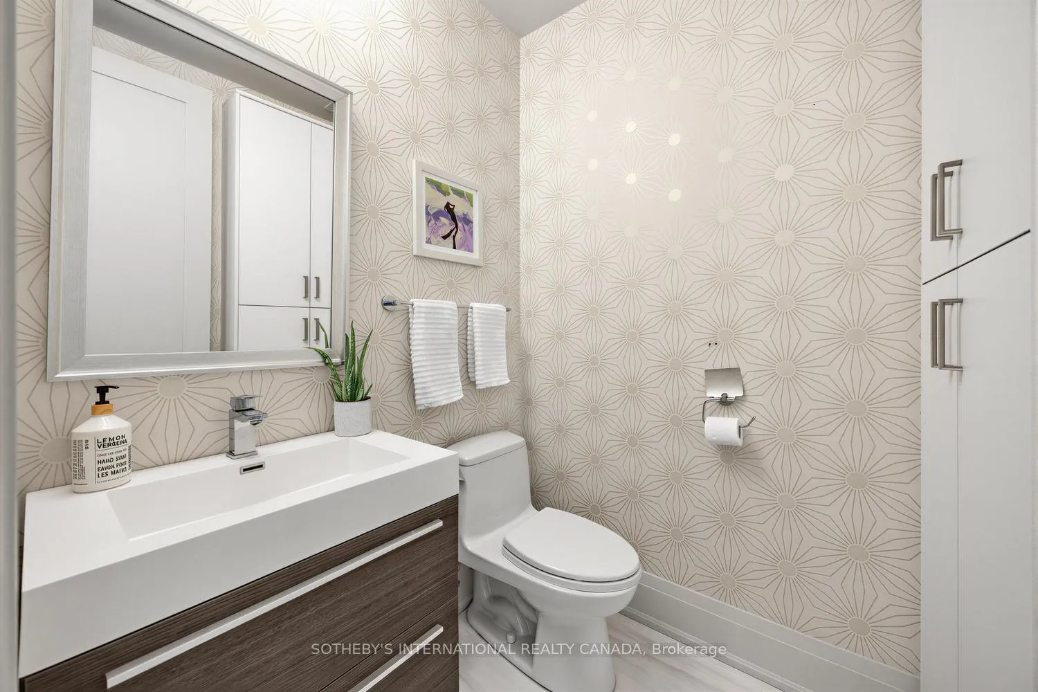 Photo 14 of Unit TH2, 288 St Clair Avenue W, Toronto, Forest Hill South — HOMEH