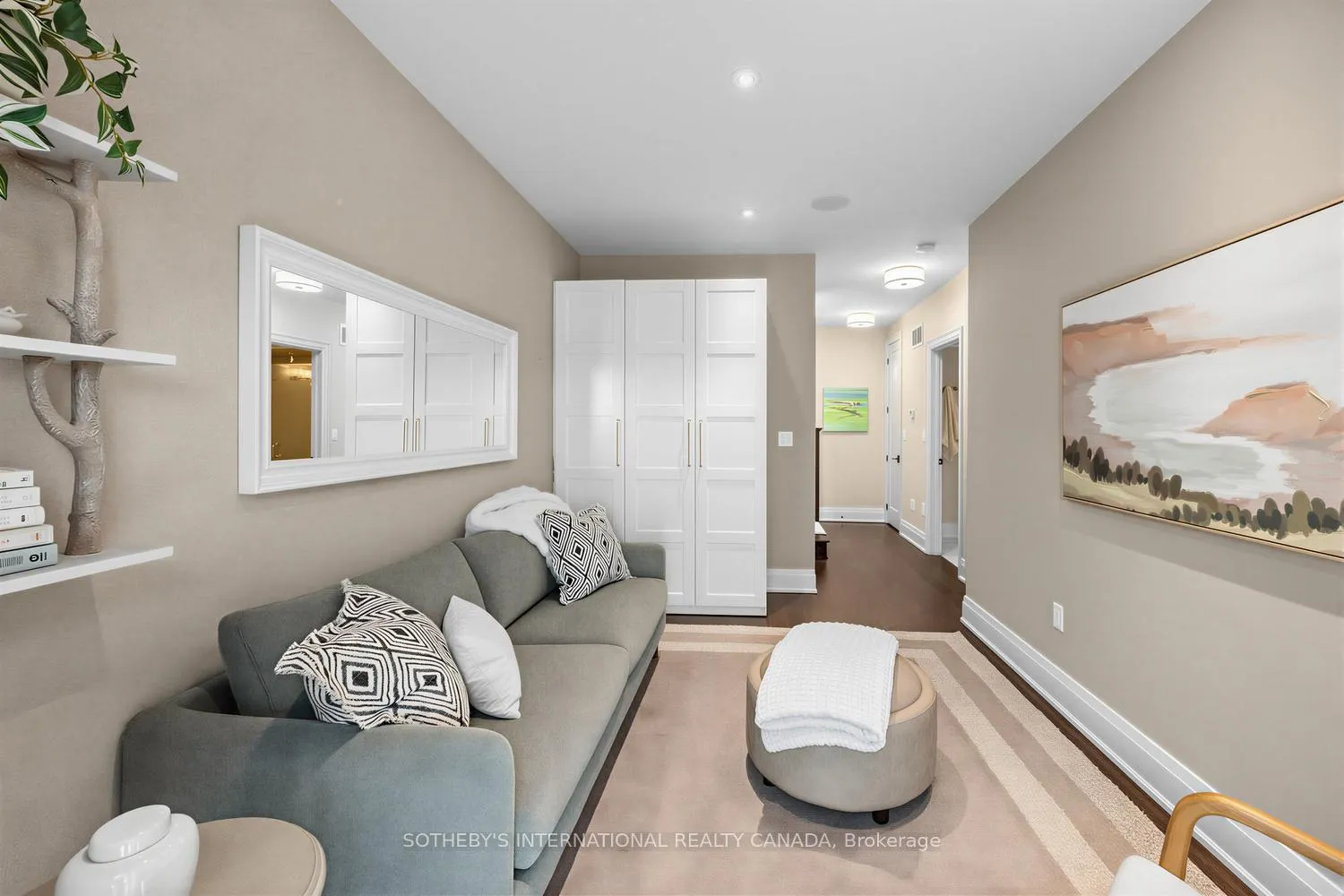 Photo 26 of Unit TH2, 288 St Clair Avenue W, Toronto, Forest Hill South — HOMEH