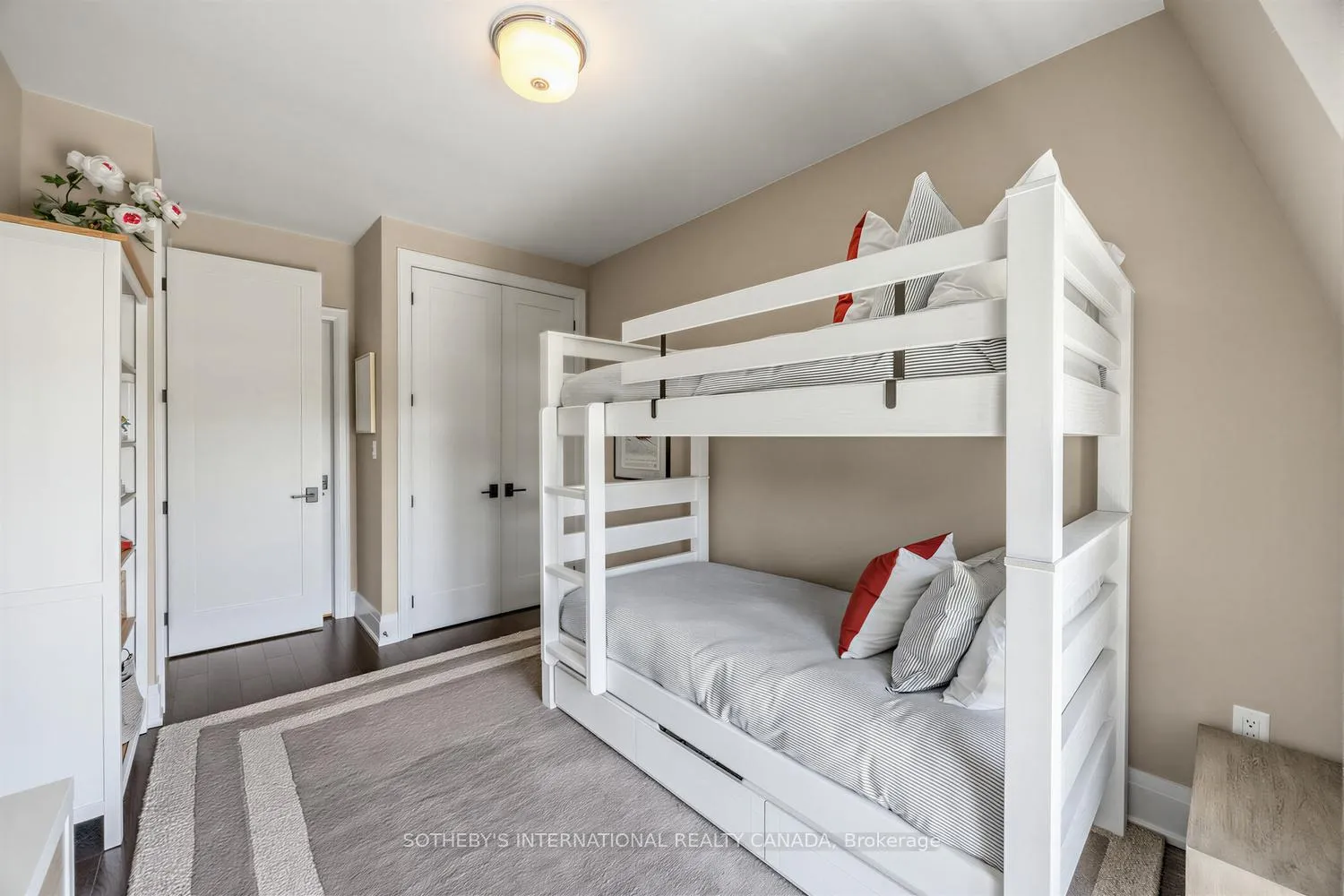 Photo 28 of Unit TH2, 288 St Clair Avenue W, Toronto, Forest Hill South — HOMEH