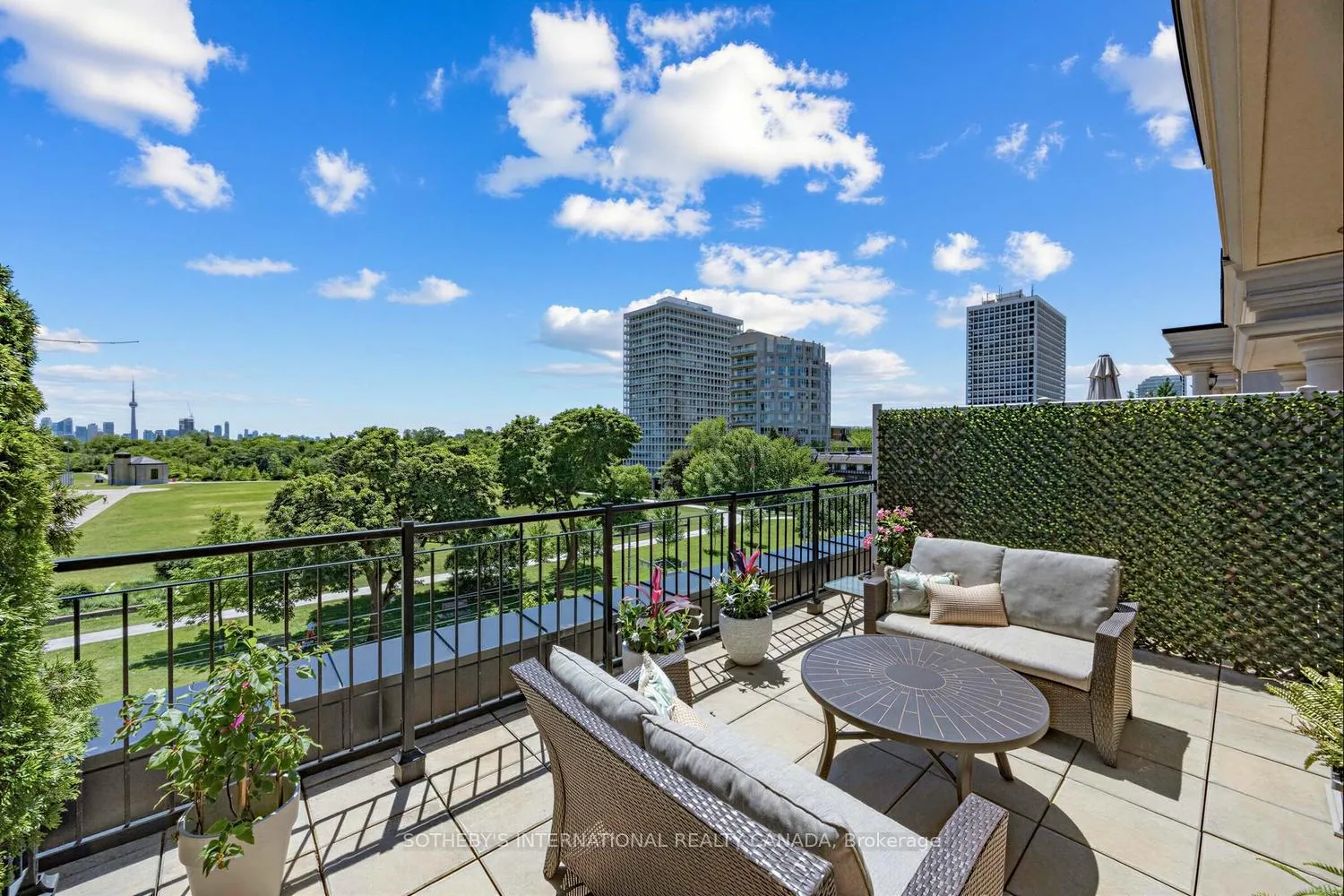 Photo 35 of Unit TH2, 288 St Clair Avenue W, Toronto, Forest Hill South — HOMEH