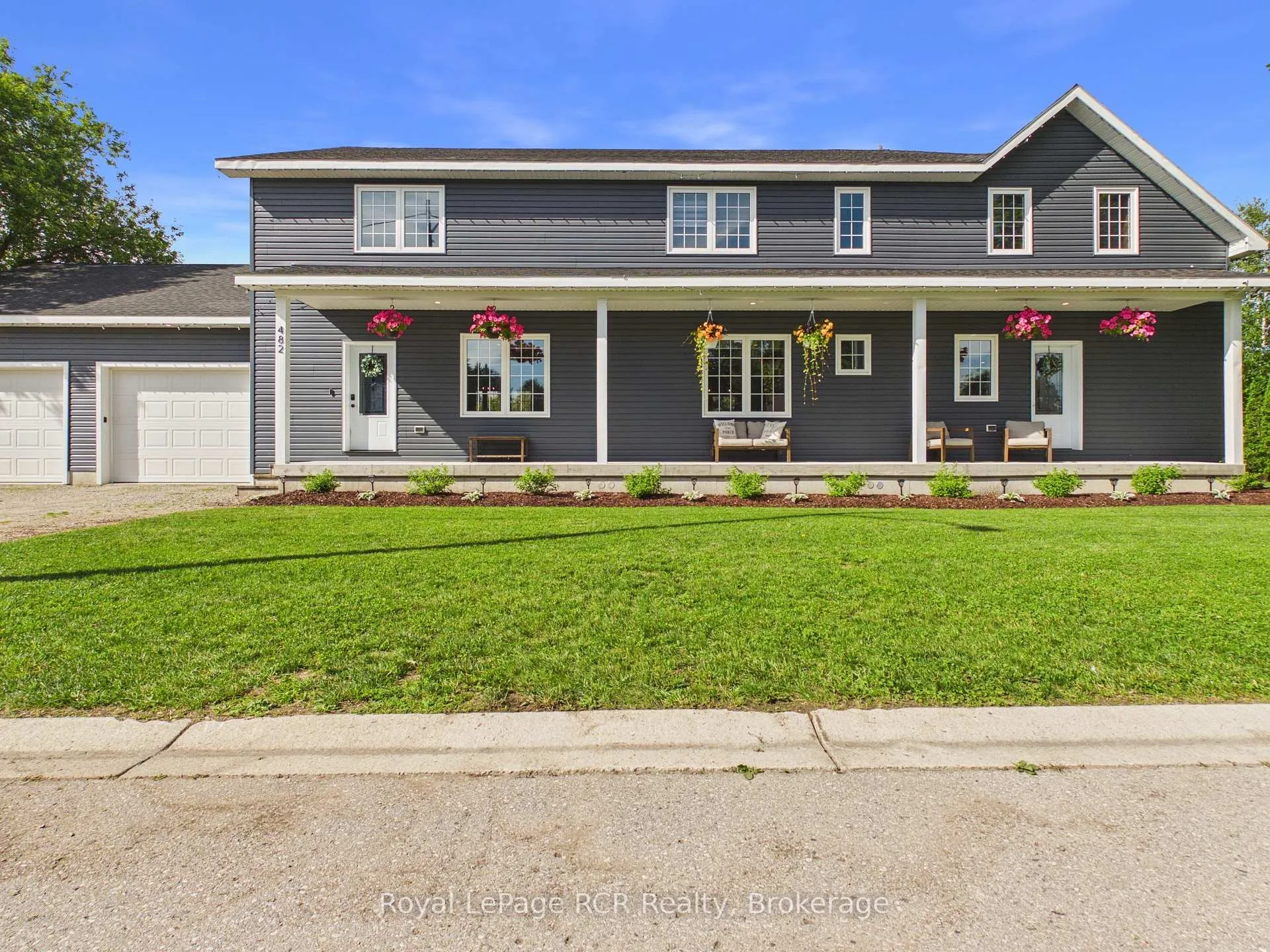 Photo 1 of 482 Wolsley Street, Huron-Kinloss, Lucknow — HOMEH