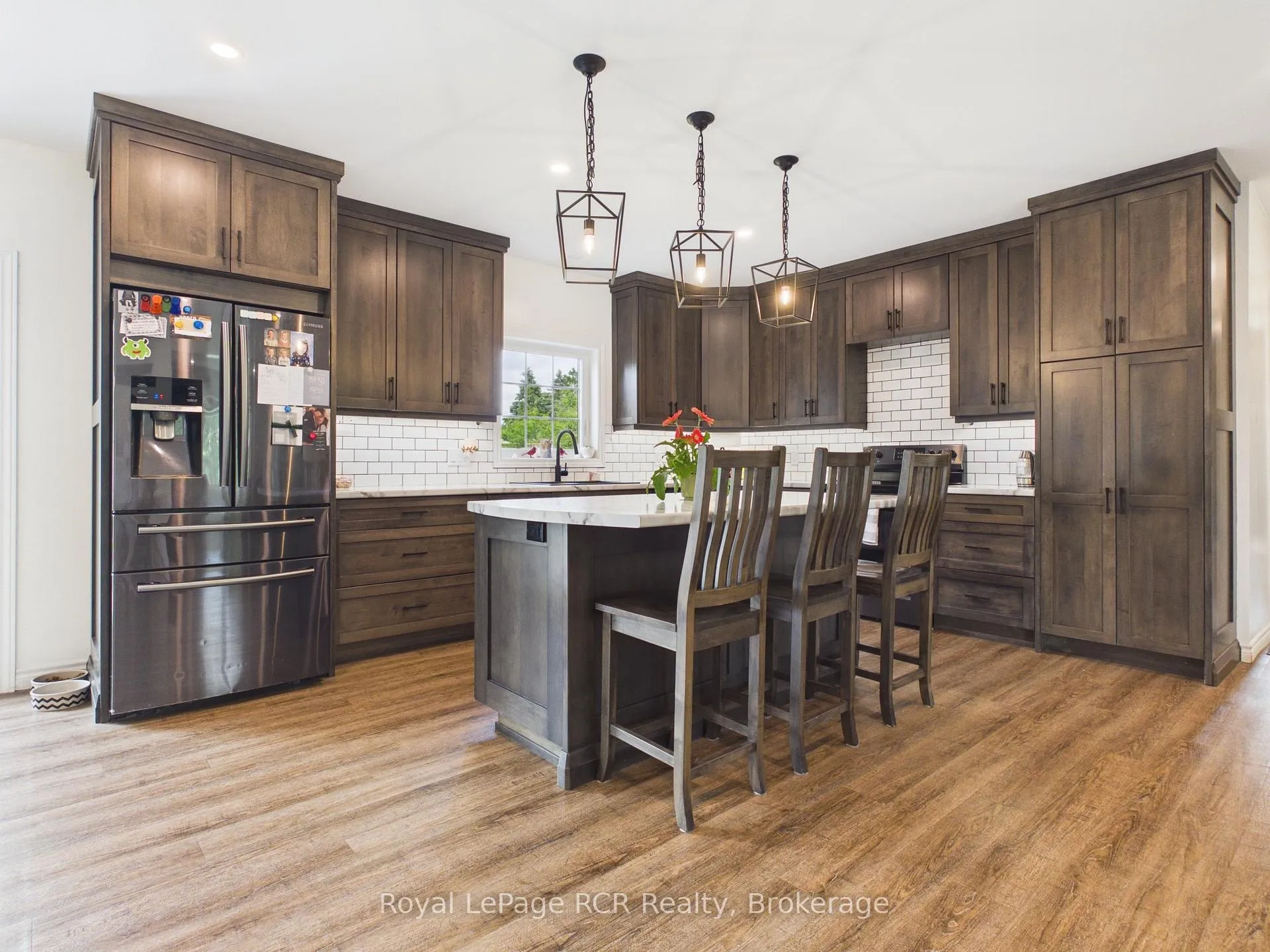 Photo 18 of 482 Wolsley Street, Huron-Kinloss, Lucknow — HOMEH
