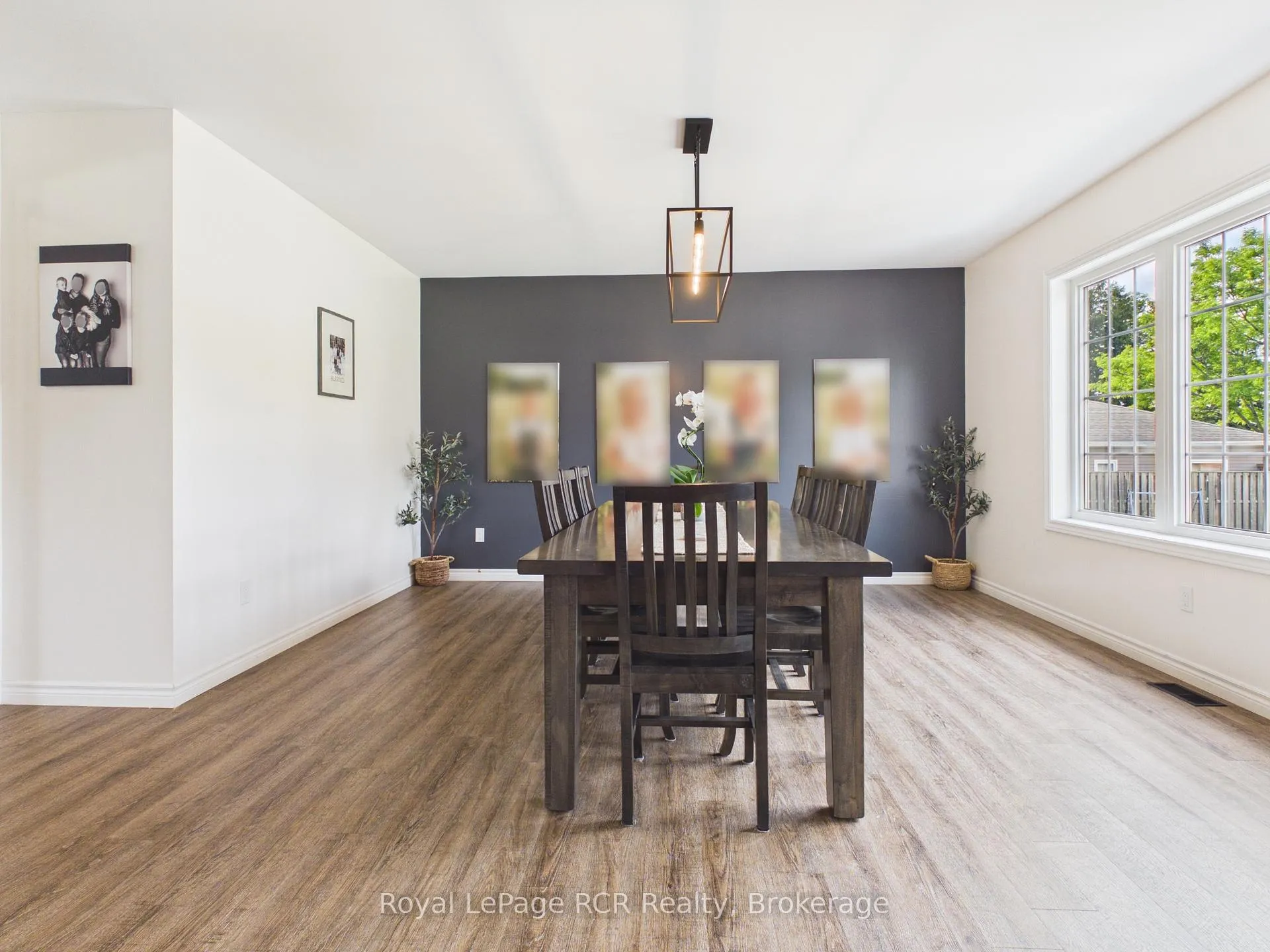 Photo 28 of 482 Wolsley Street, Huron-Kinloss, Lucknow — HOMEH