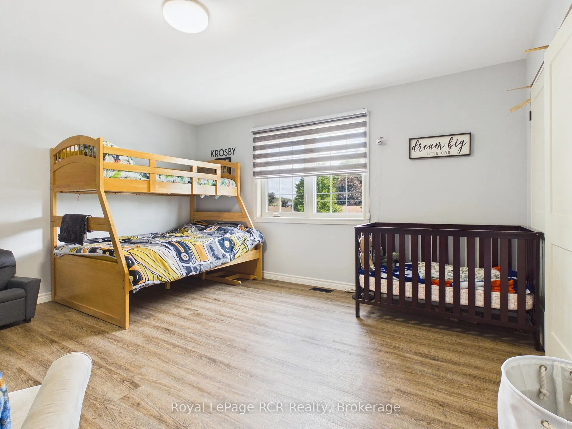 Photo 36 of 482 Wolsley Street, Huron-Kinloss, Lucknow — HOMEH
