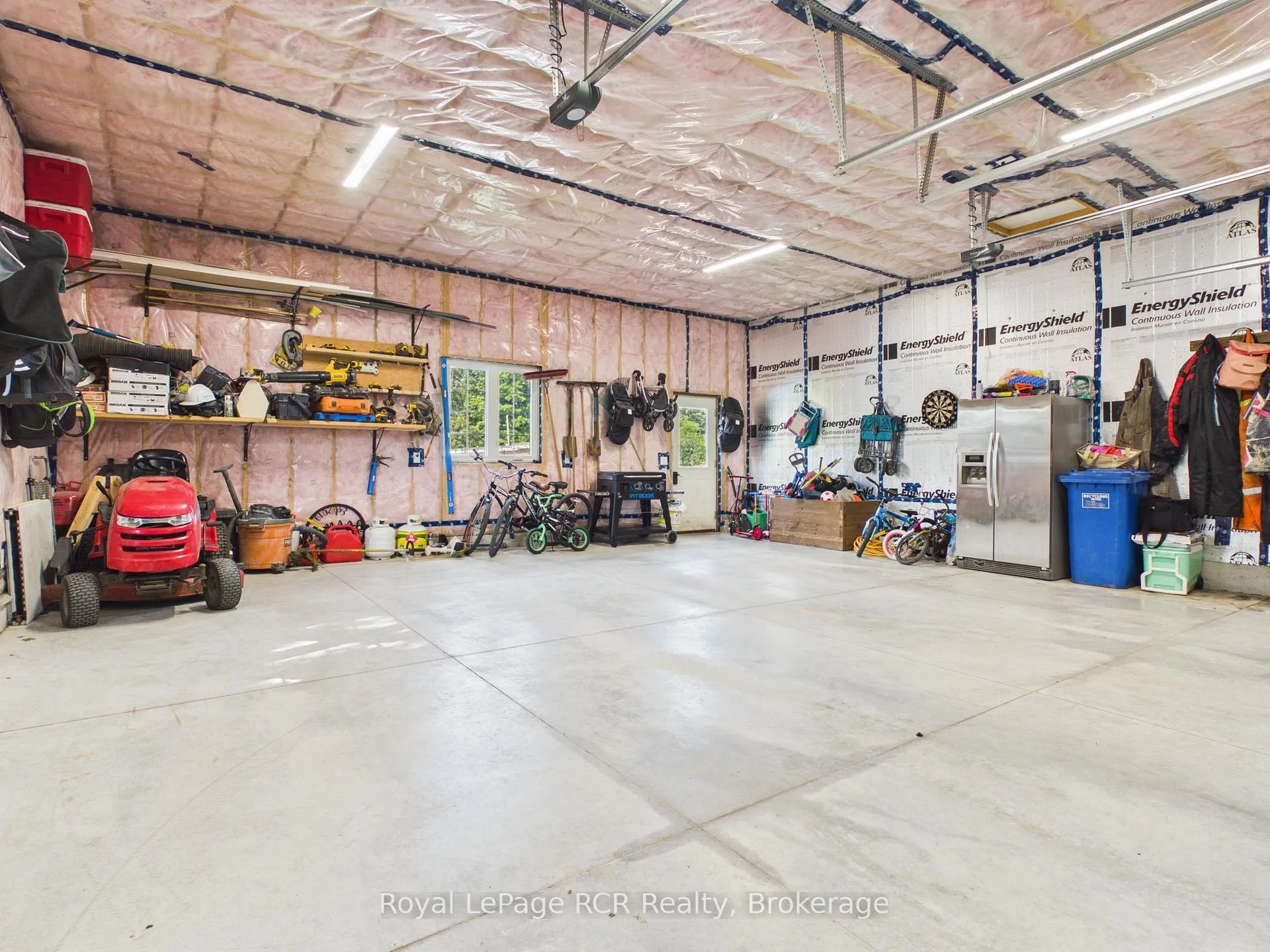 Photo 46 of 482 Wolsley Street, Huron-Kinloss, Lucknow — HOMEH