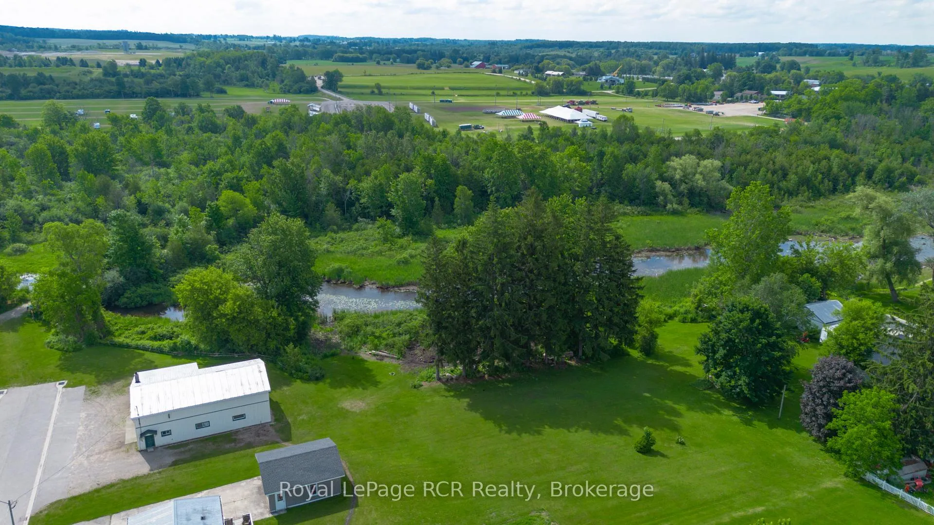 Photo 50 of 482 Wolsley Street, Huron-Kinloss, Lucknow — HOMEH