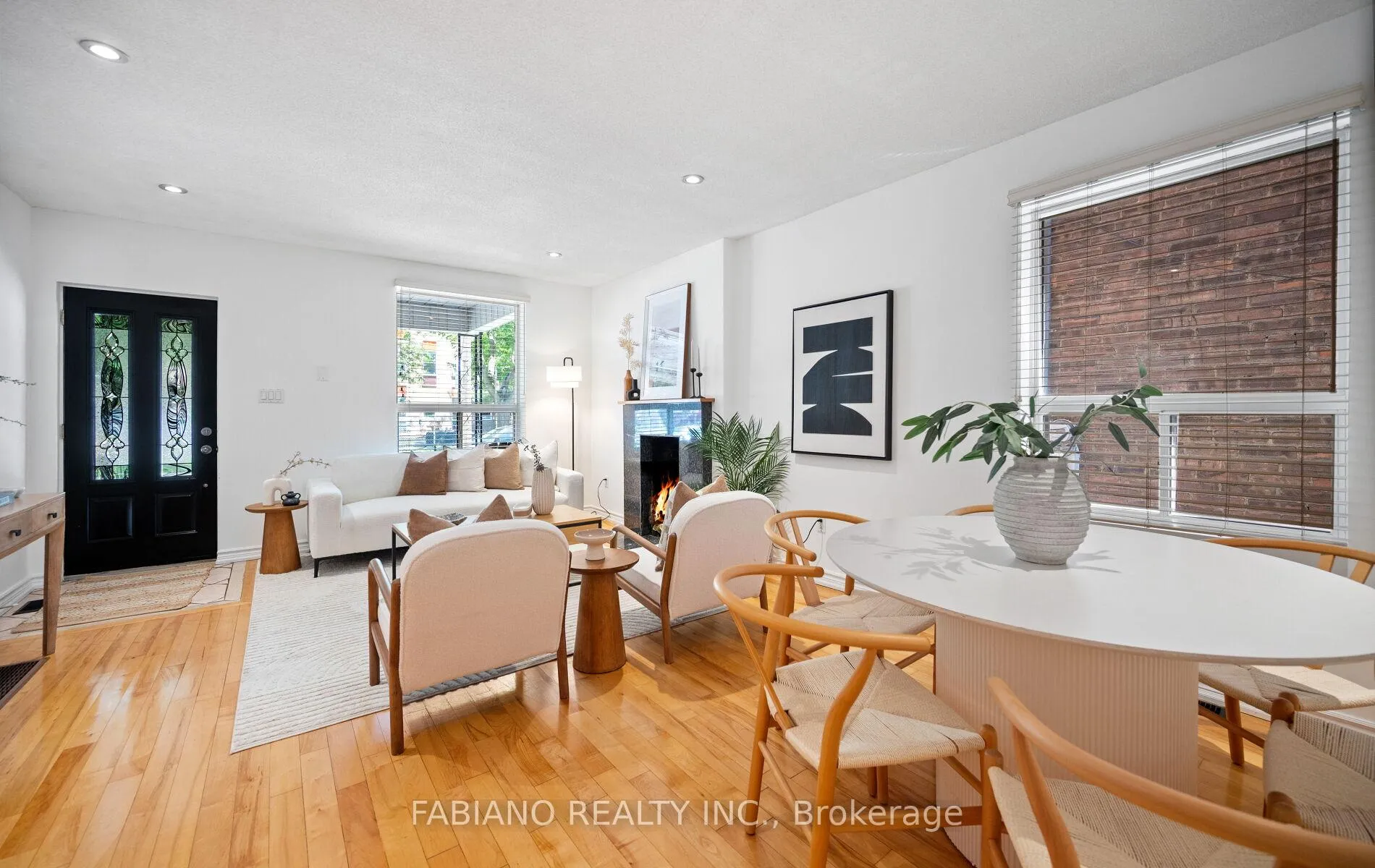 Photo 8 of 332 Osler Street, Toronto, Weston-Pellam Park — HOMEH