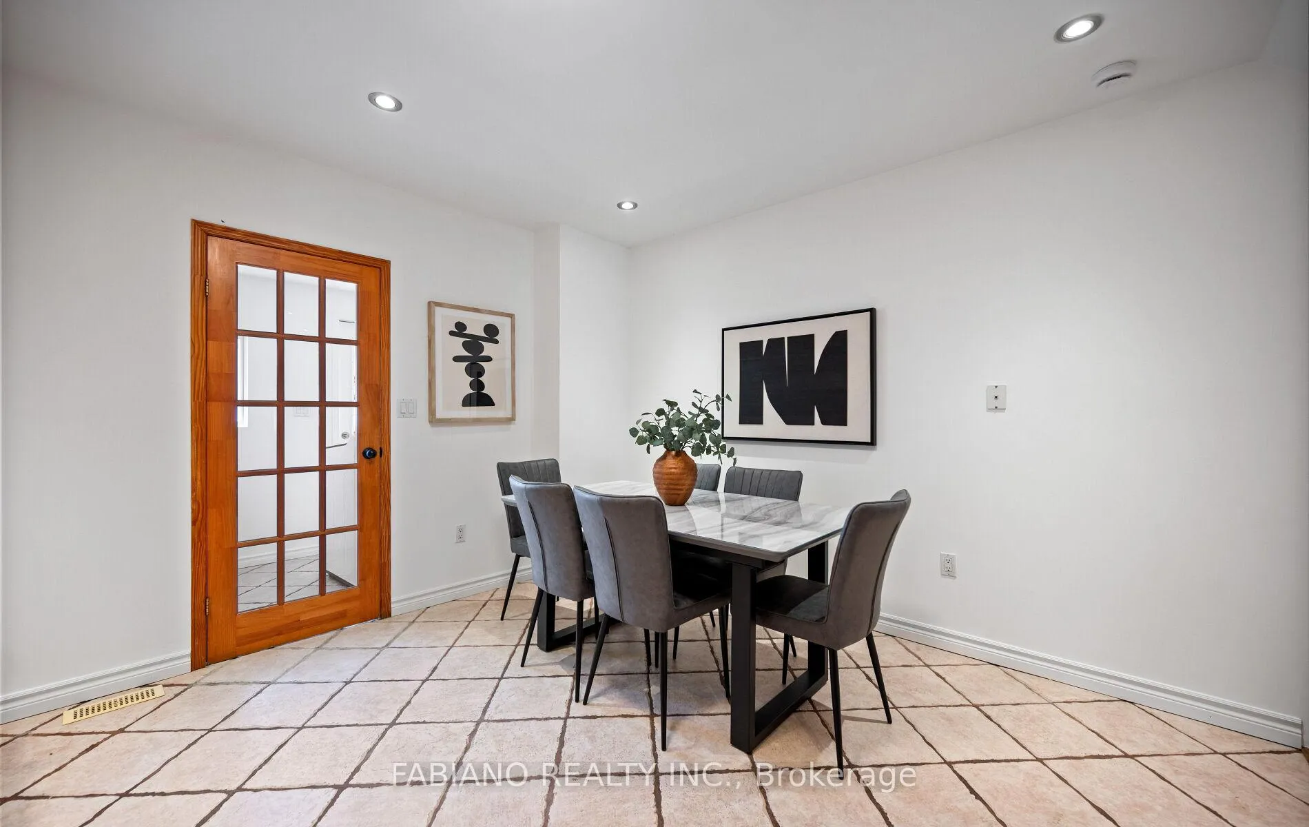 Photo 13 of 332 Osler Street, Toronto, Weston-Pellam Park — HOMEH
