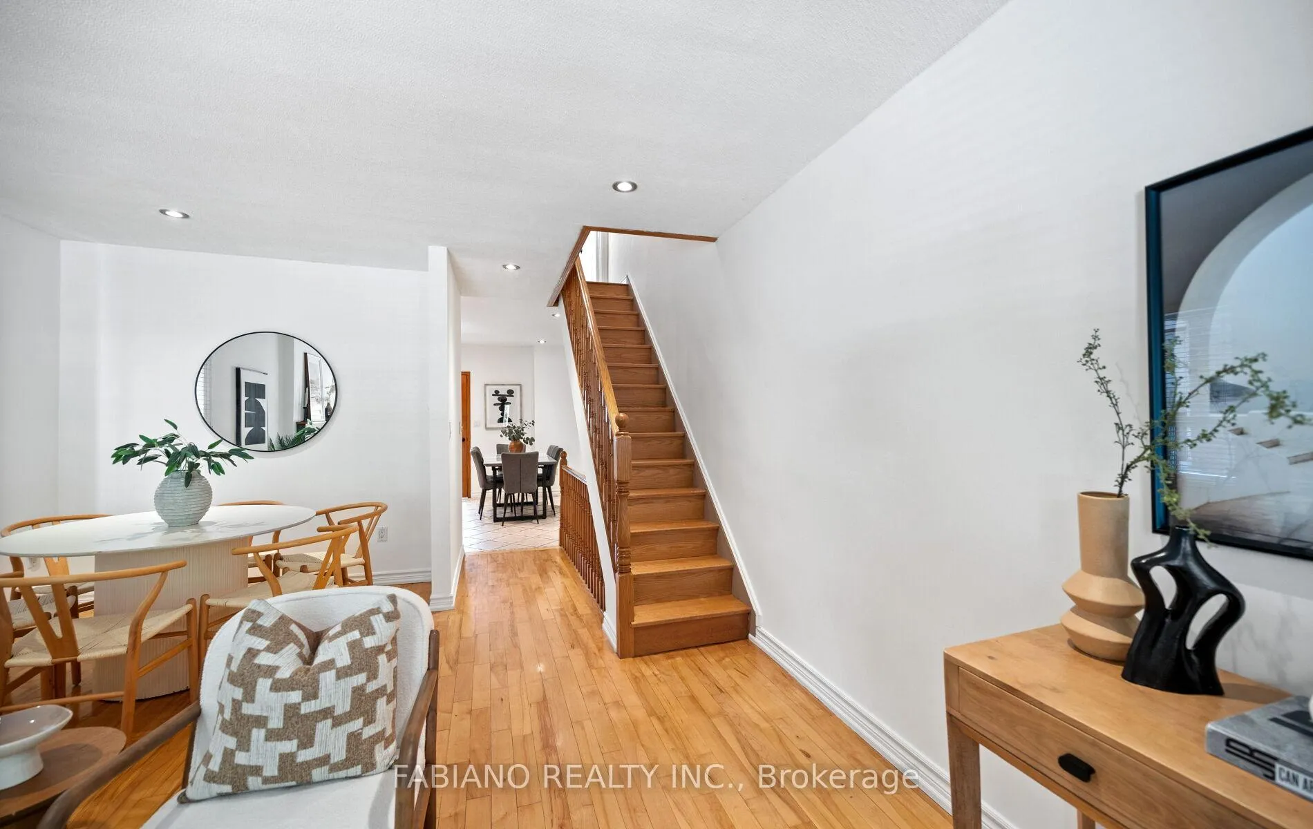 Photo 18 of 332 Osler Street, Toronto, Weston-Pellam Park — HOMEH