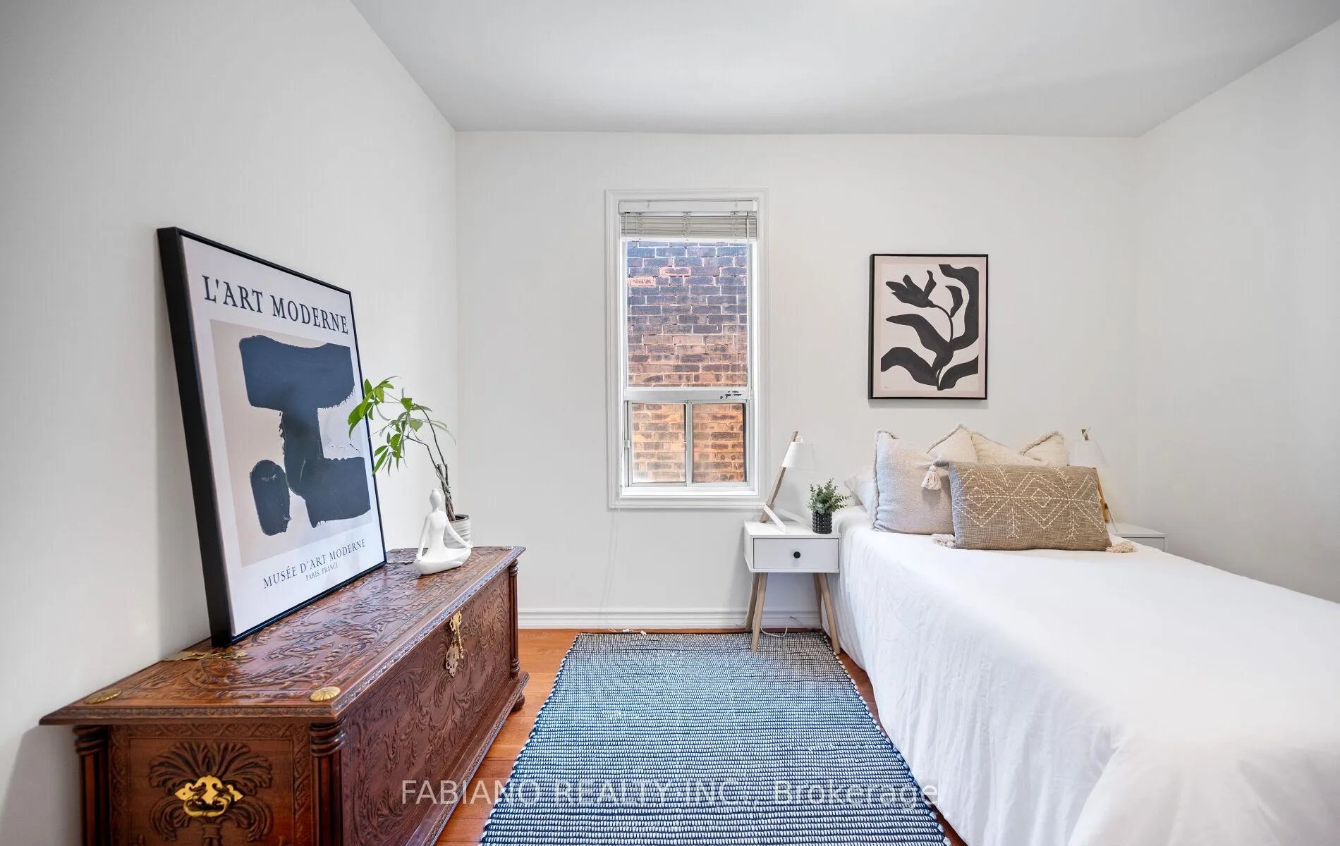 Photo 23 of 332 Osler Street, Toronto, Weston-Pellam Park — HOMEH