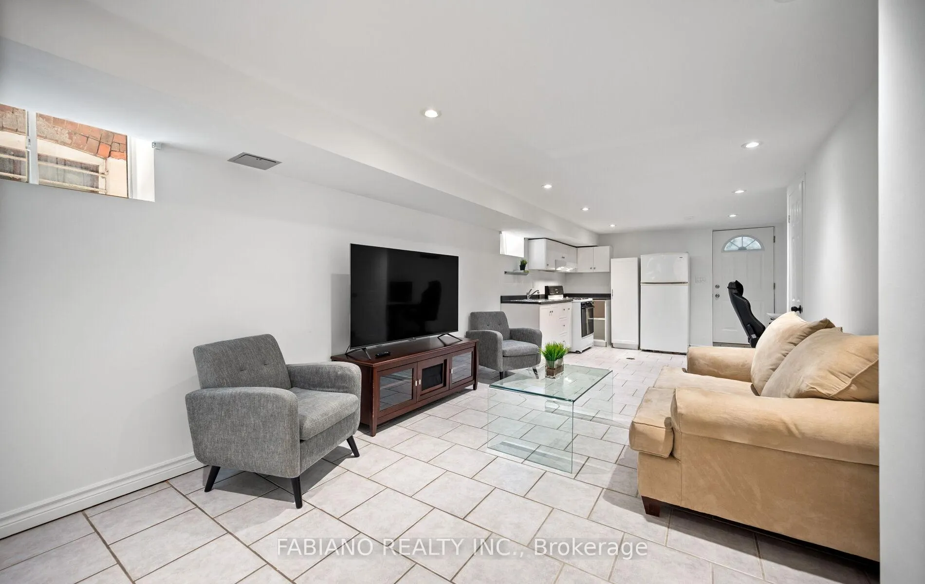 Photo 28 of 332 Osler Street, Toronto, Weston-Pellam Park — HOMEH